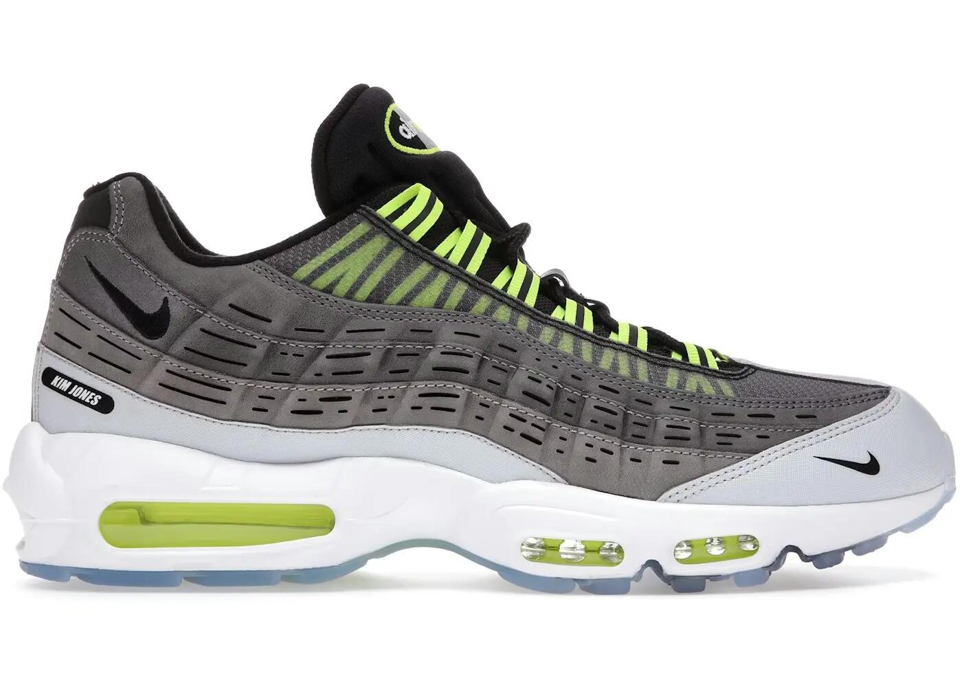 NIKE picture