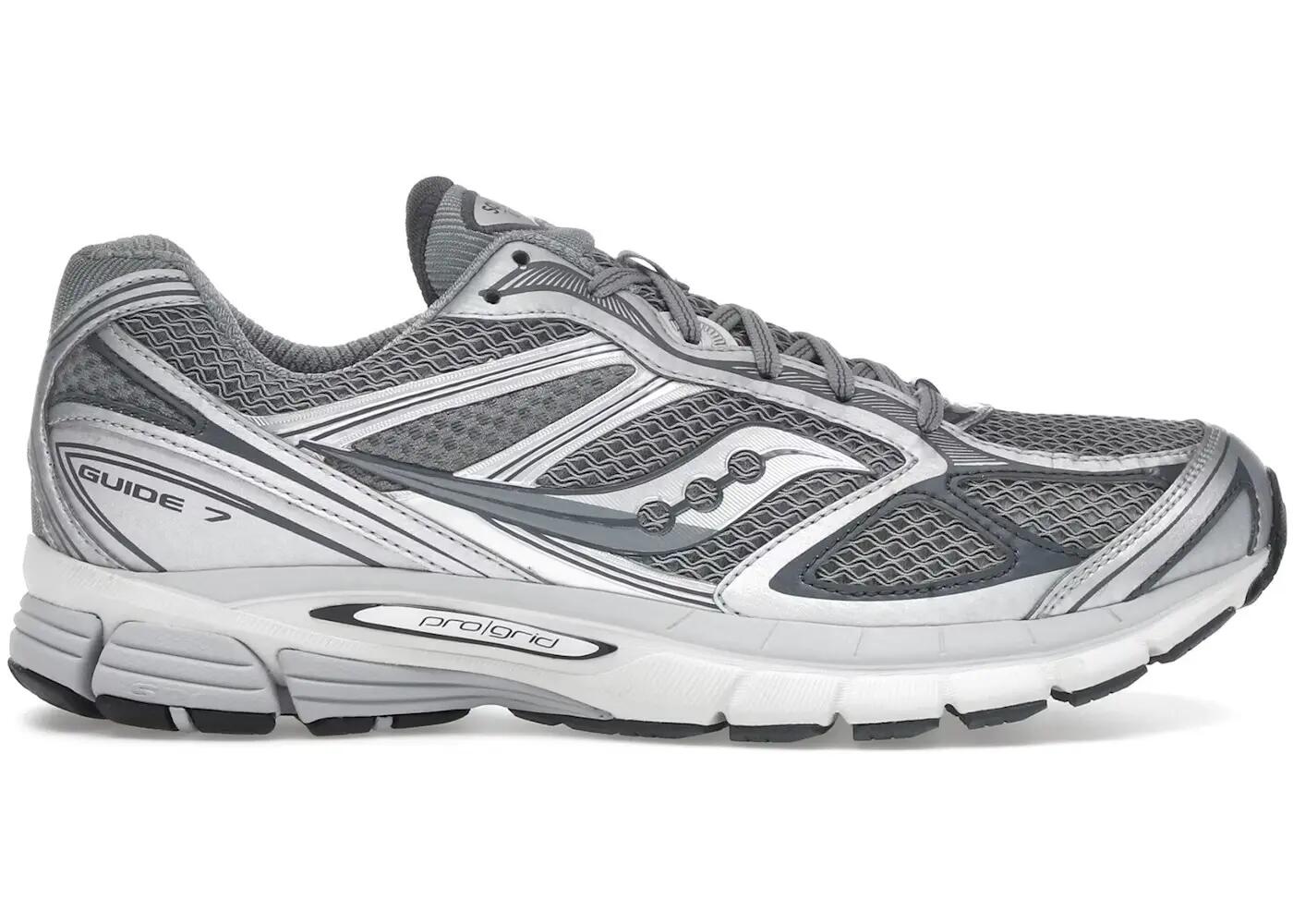 SAUCONY picture