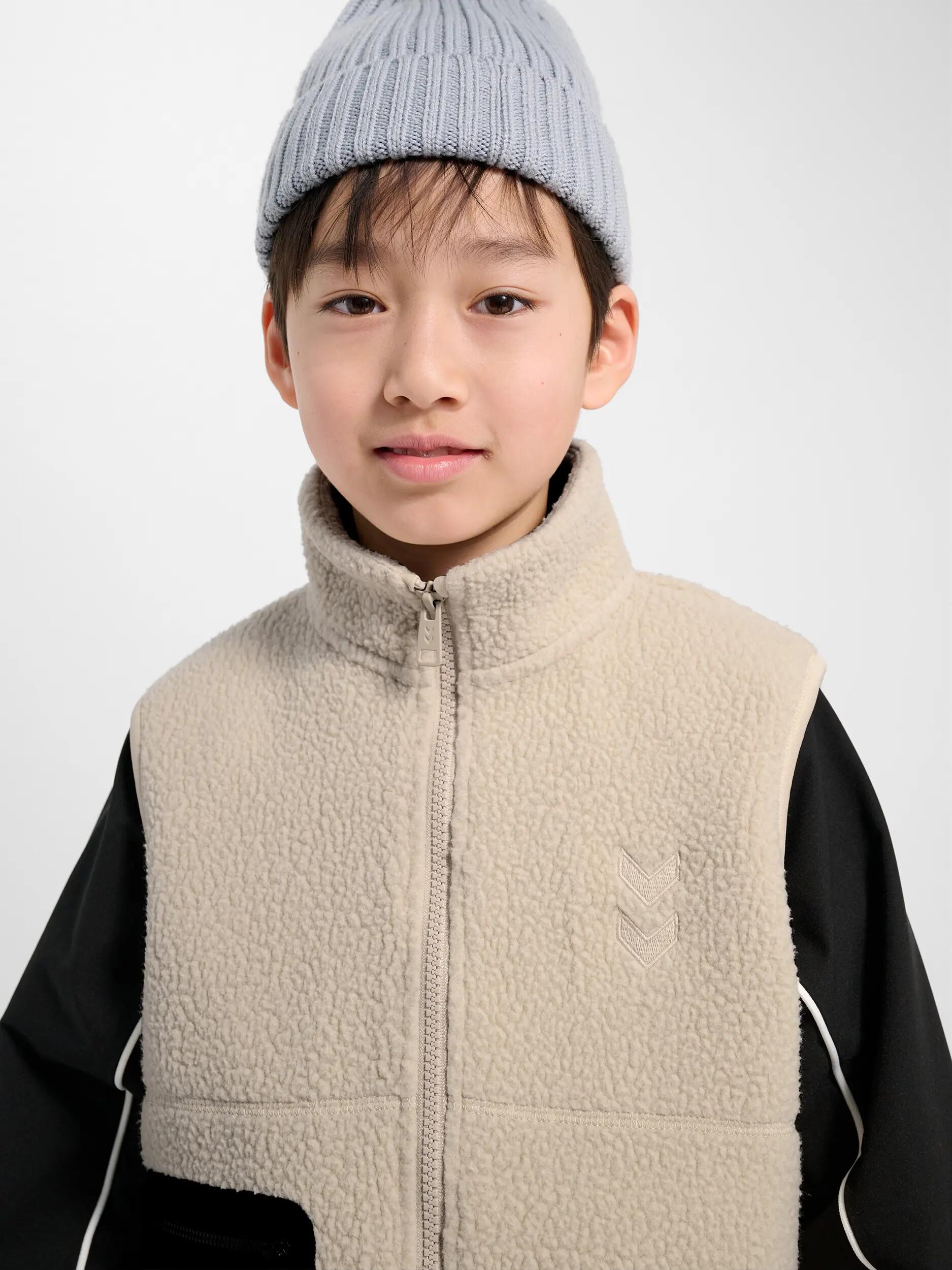 hummel colete polar com fecho – macio e quente 5/10