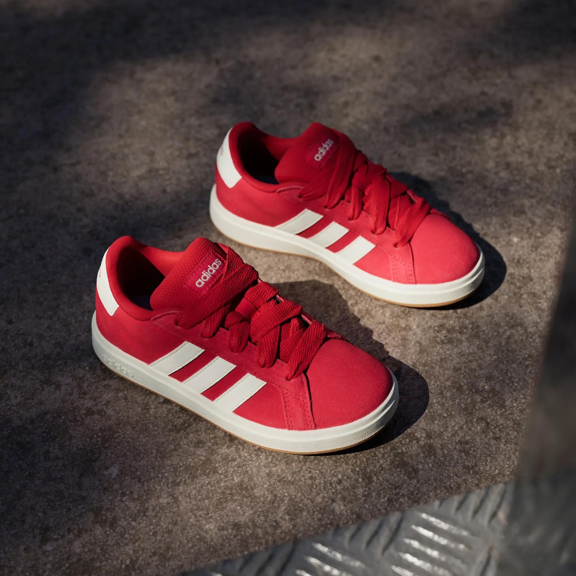 Chaussure Grand Court 00s 4/15