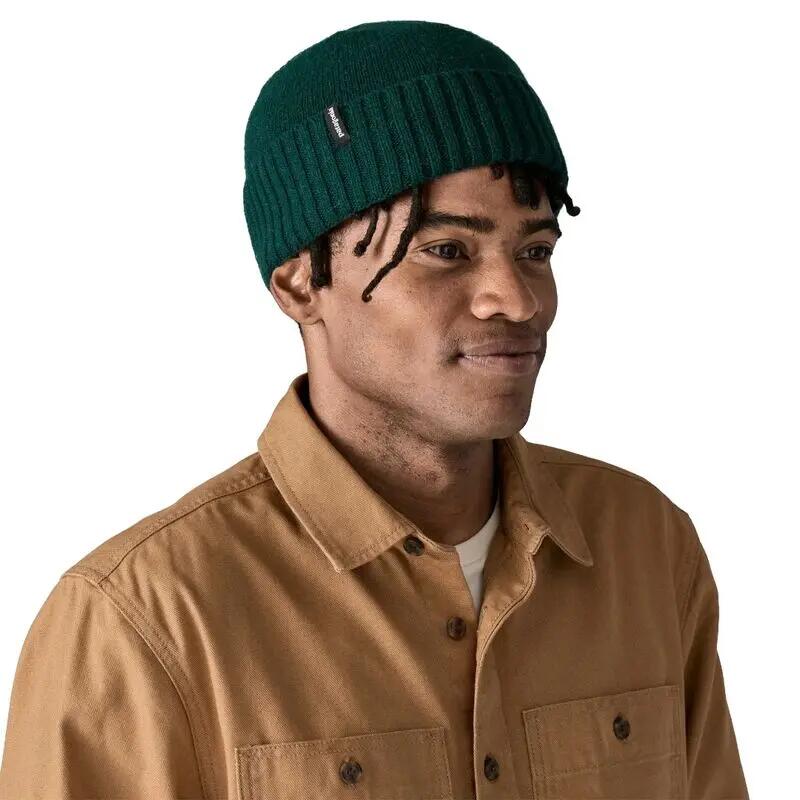 Gorro Verde Patagonia Brodeo Beanie Cascade Green Suave y Cálido 2/4