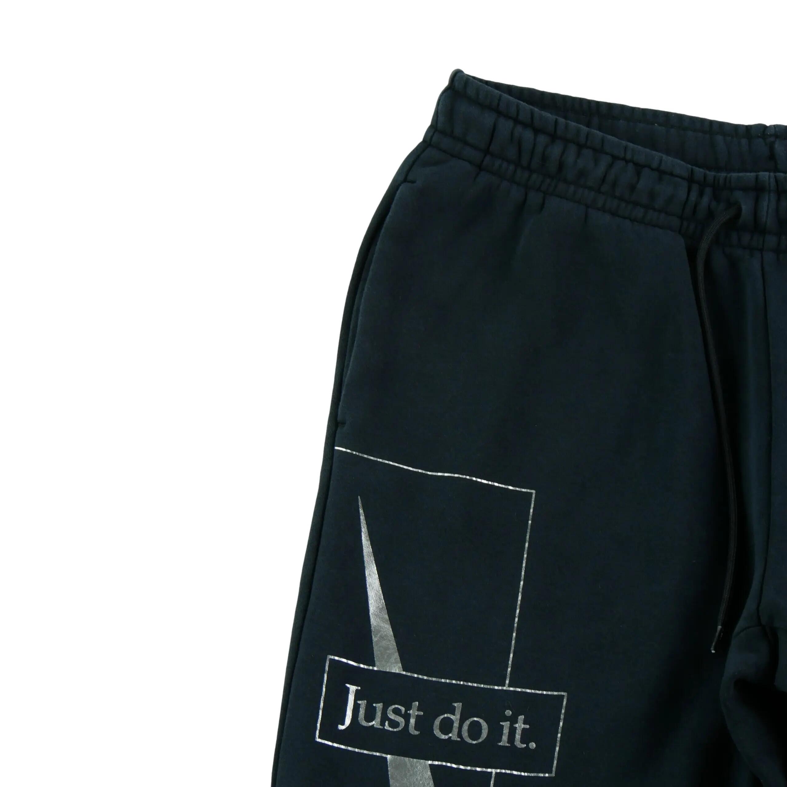 Second hand - Joggings Donna Nike Icon Clash - Stato eccellente 3/7