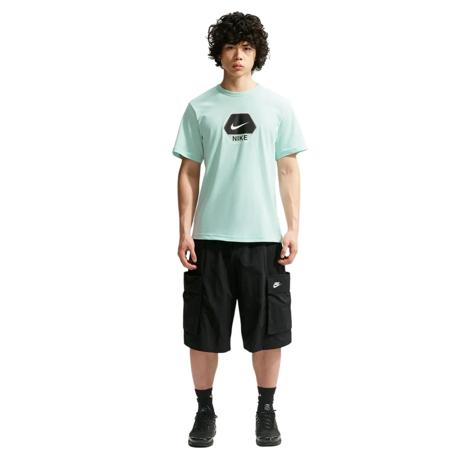 NIKE picture
