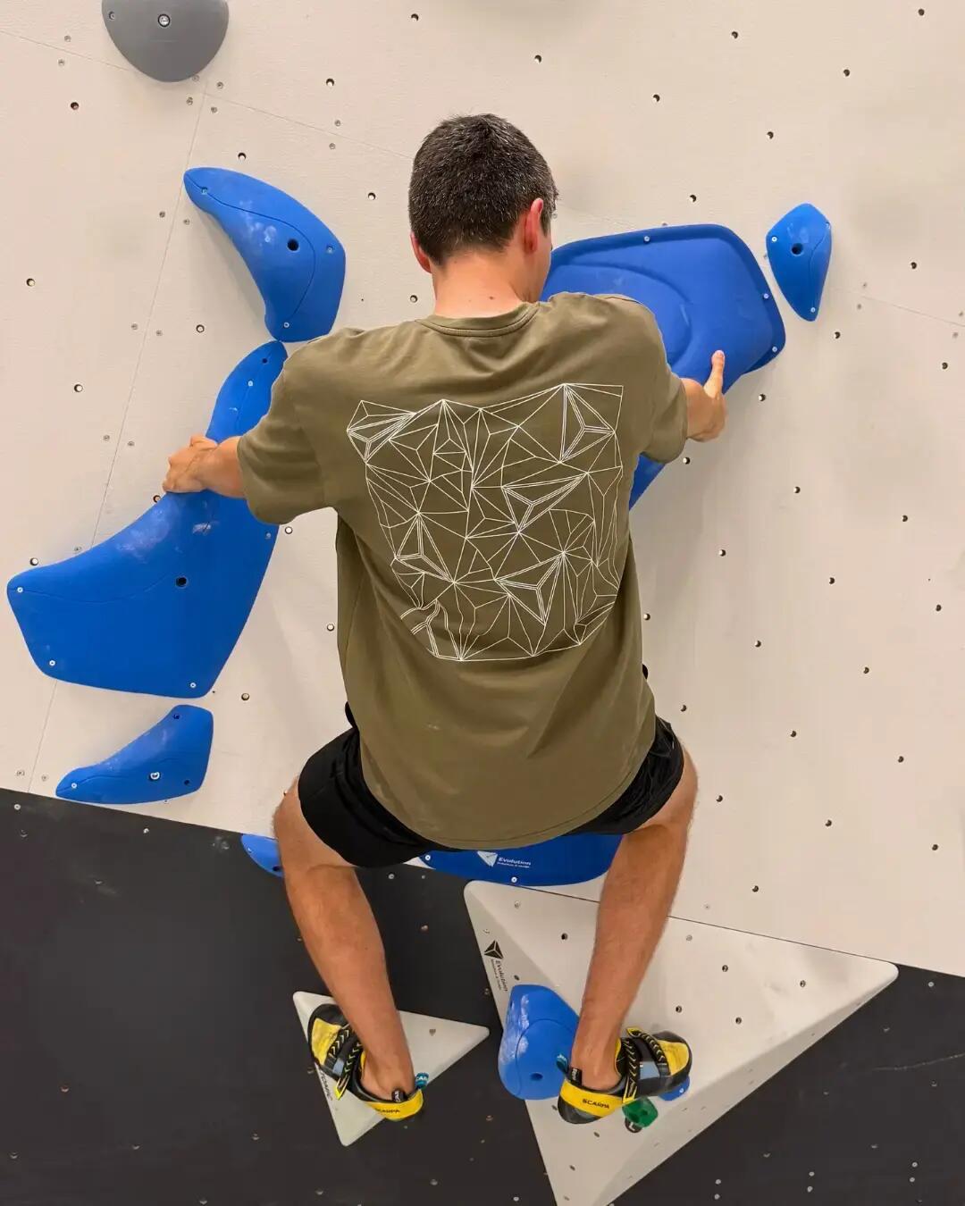 Oversized Boulder-Shirt Volumes Oliv 4/4