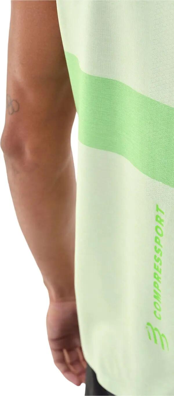 Camisola sem mangas Compressport Performance Verde para homem 4/4