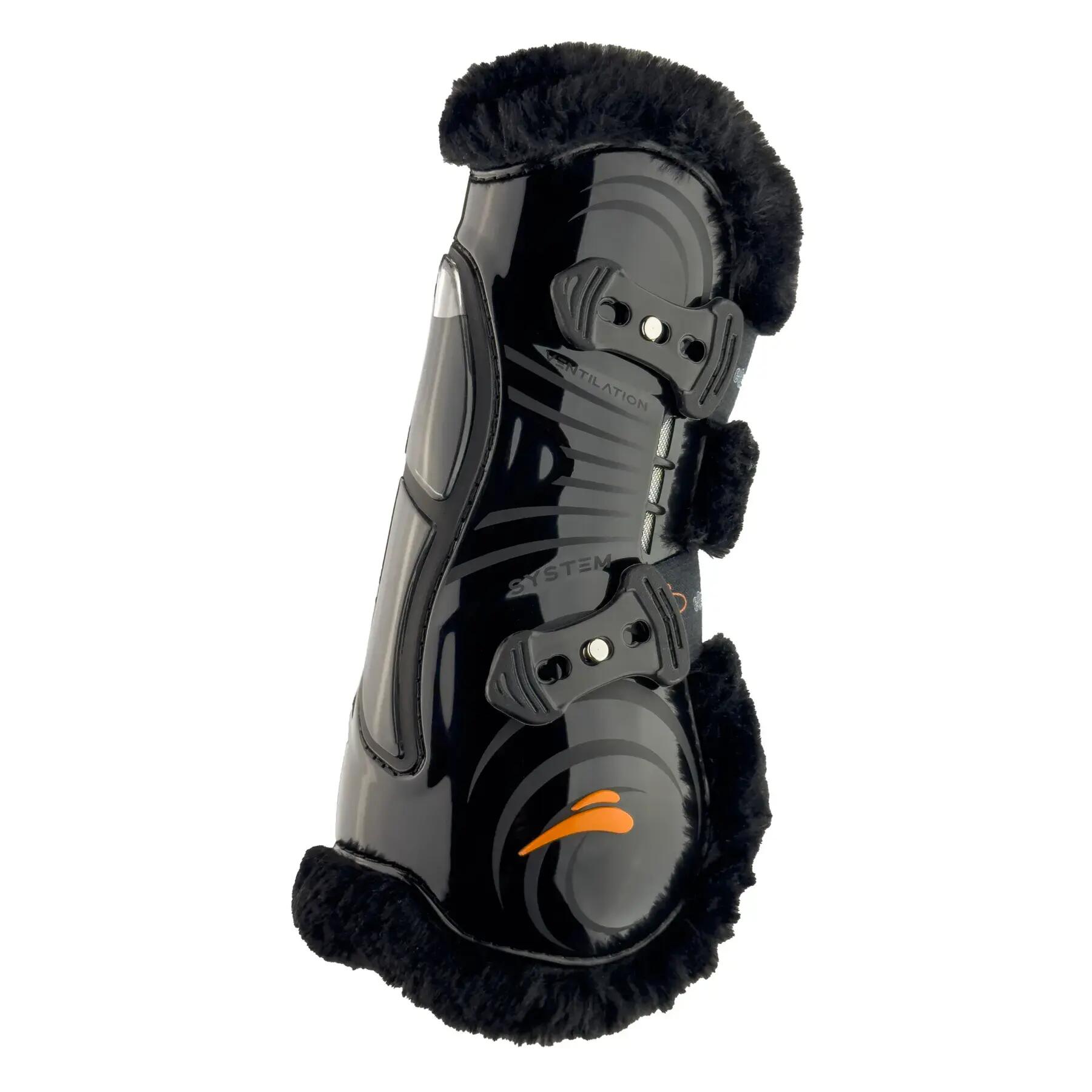 Otwarte ochraniacze na przednie nogi dla koni z futrem eQuick Airshock Fluffy 2/3