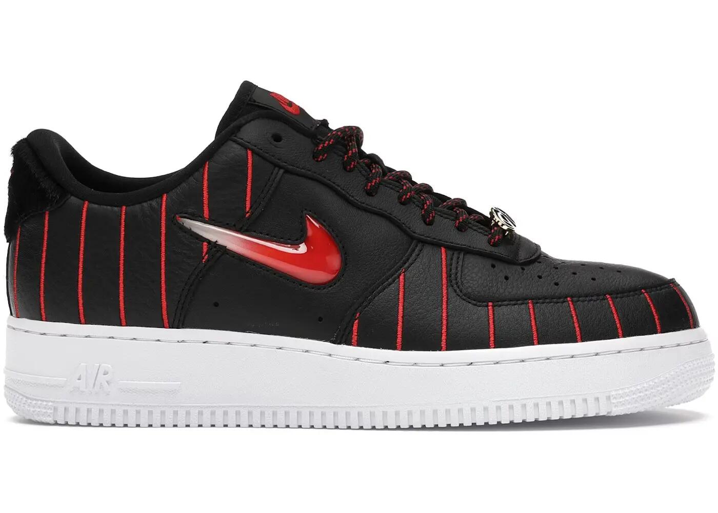 NIKE picture