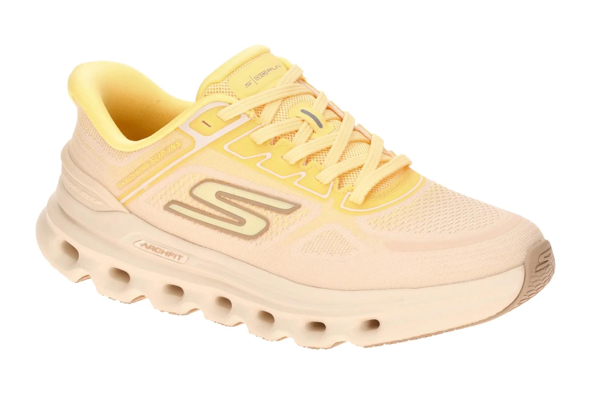 SKECHERS picture