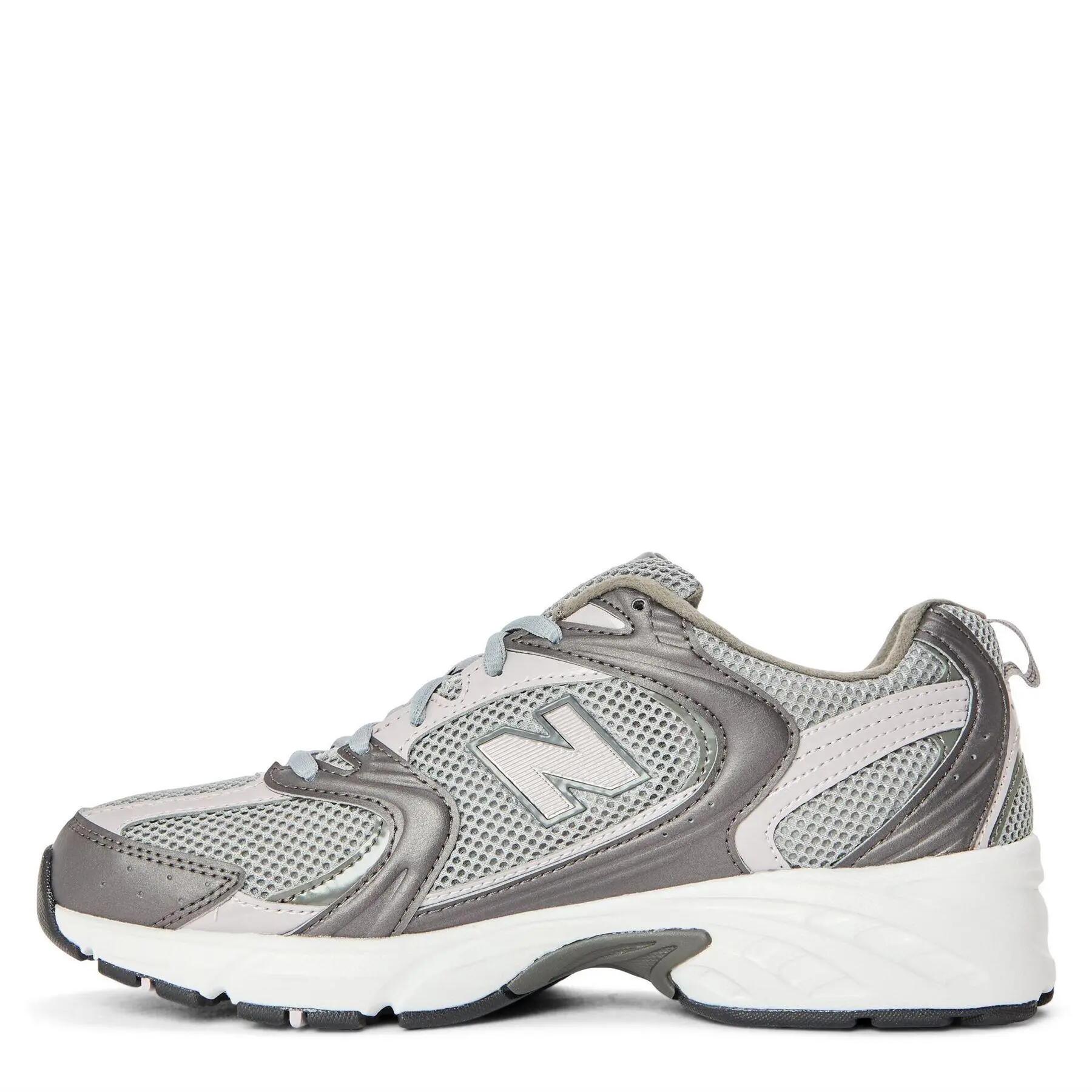 NEW BALANCE picture
