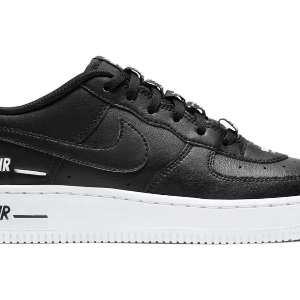 Детски спортни обувки Nike Air Force за жени