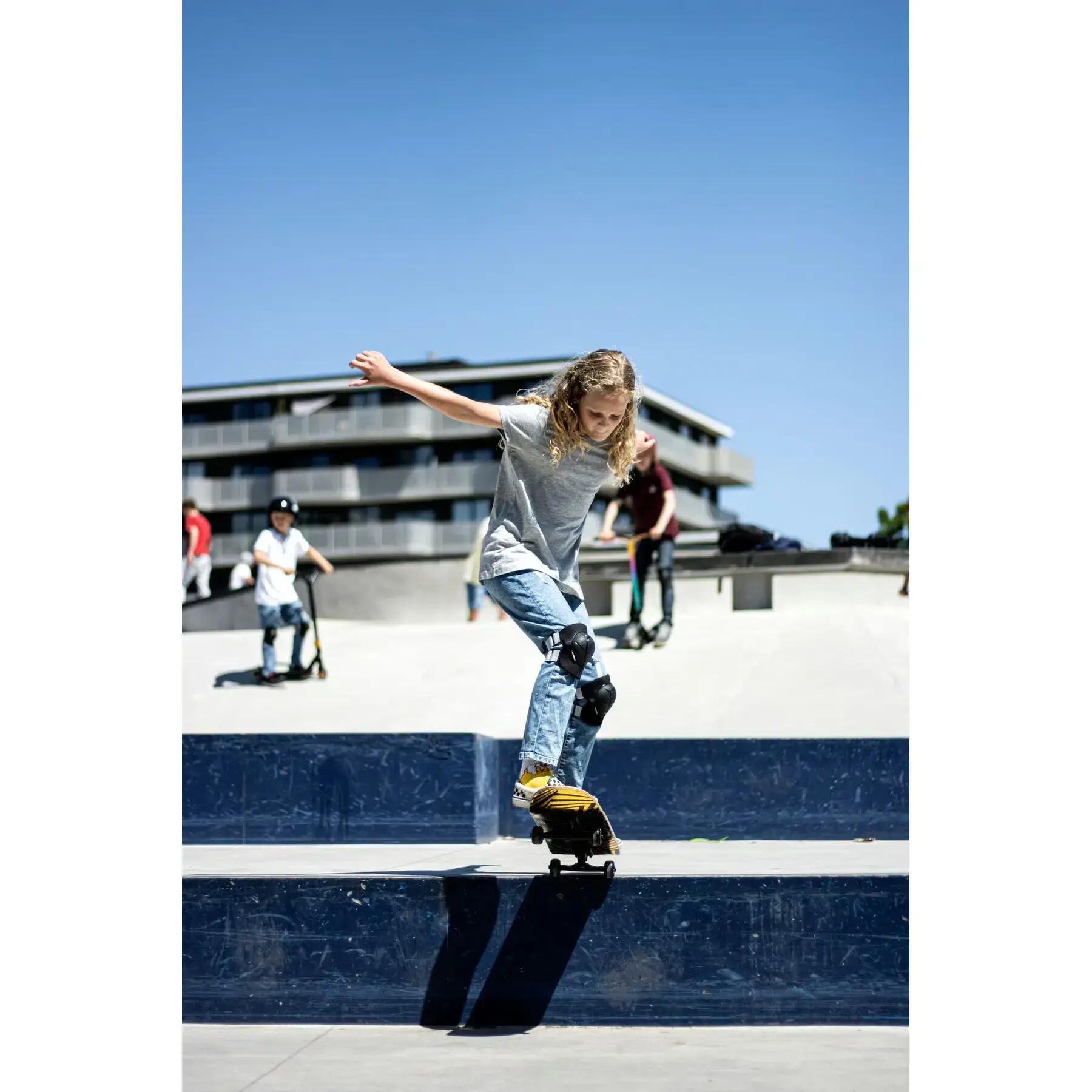 Skateboard niño Black Dragon® Prism Blox 4/5