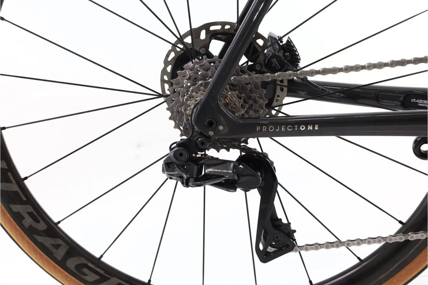 Segunda Vida · Bicicleta estrada ·  Emonda SLR Di2 12V · Muito bom estado 3/8