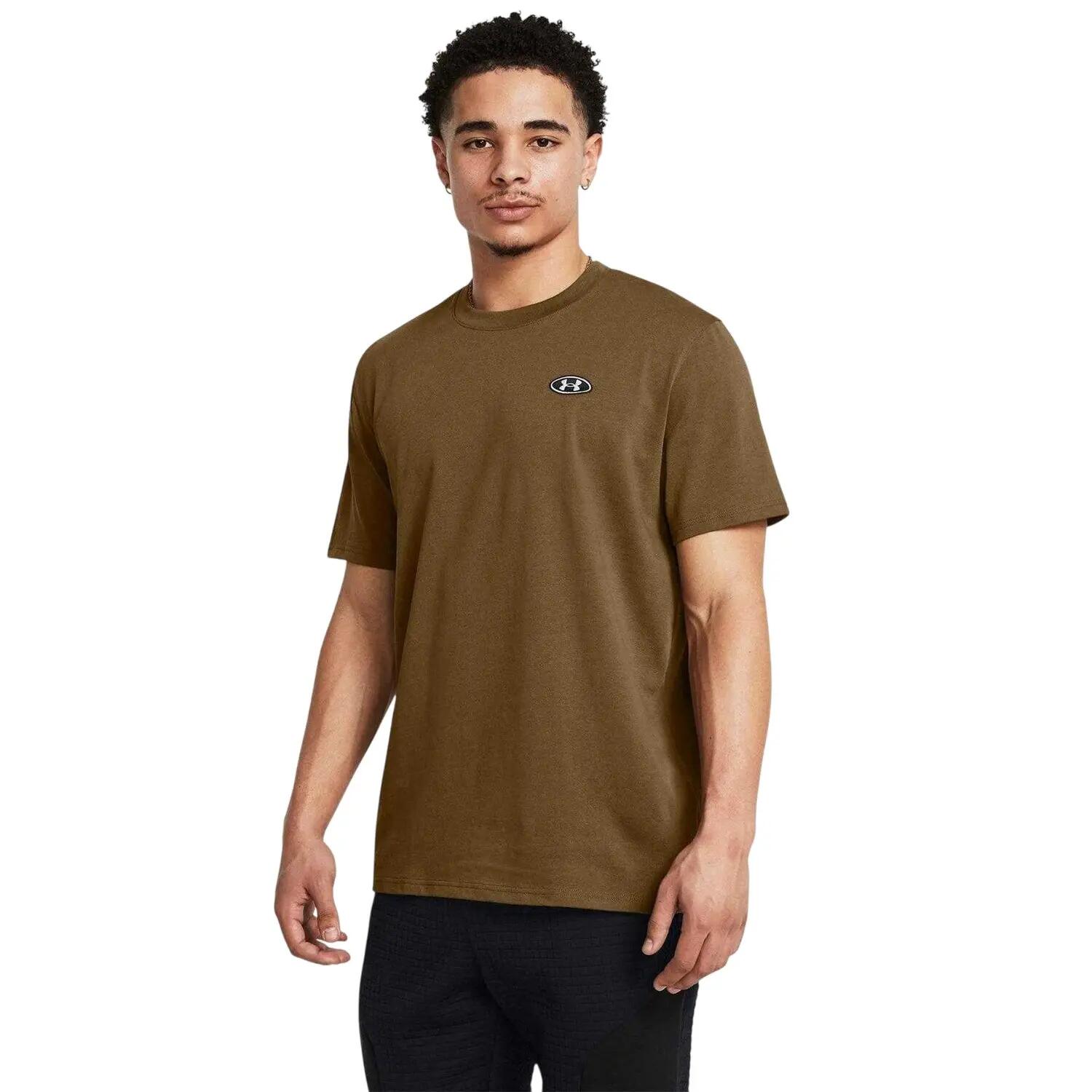 UNDER ARMOUR picture