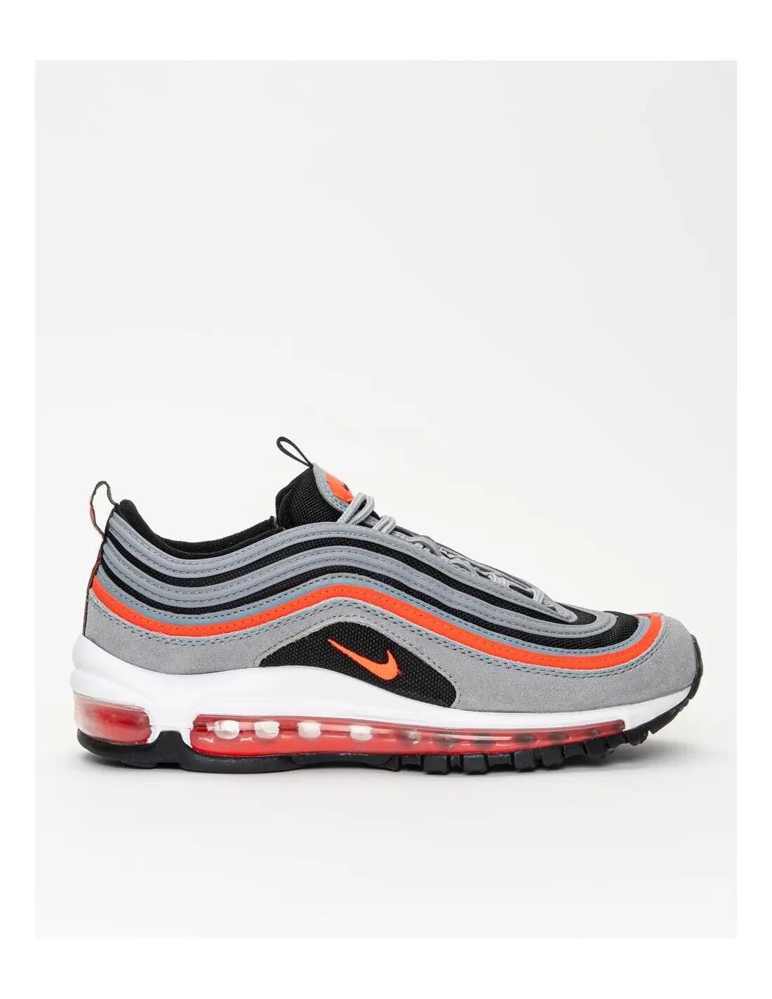 NIKE picture