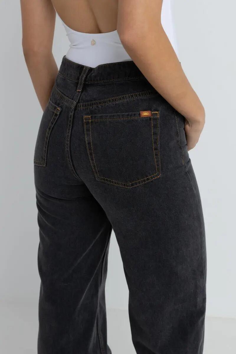 Beyond Relaxed Leg Jean - Pantalon Femme 3/4