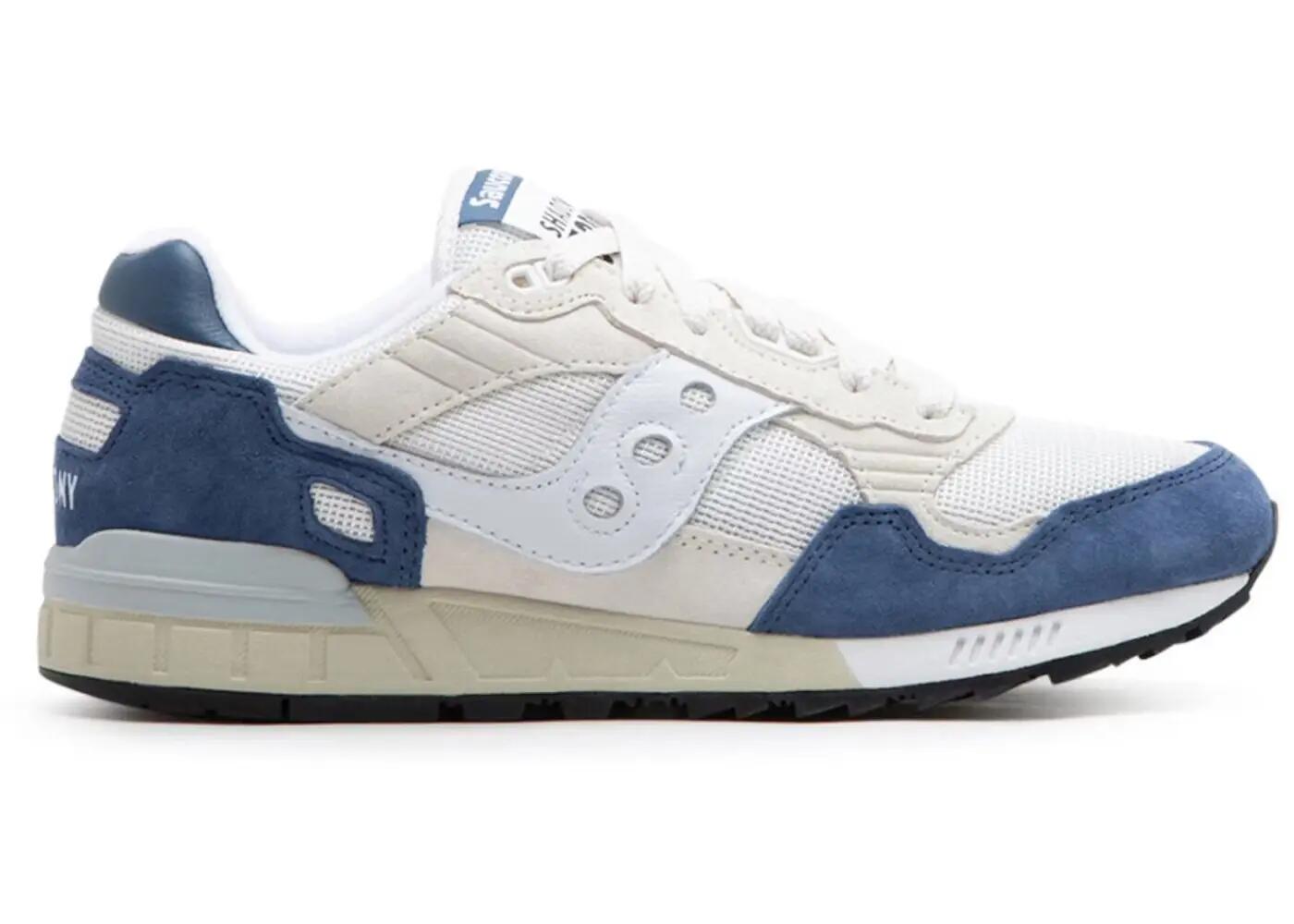 SAUCONY picture