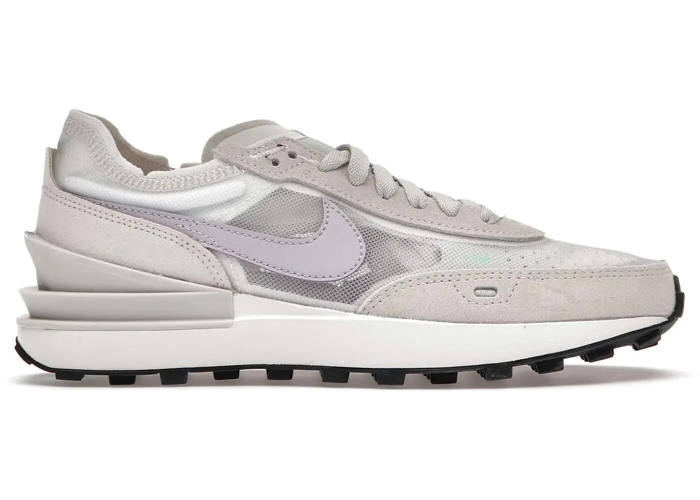 NIKE picture