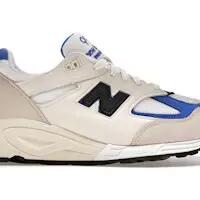 WHITE / BLUE / BLACK