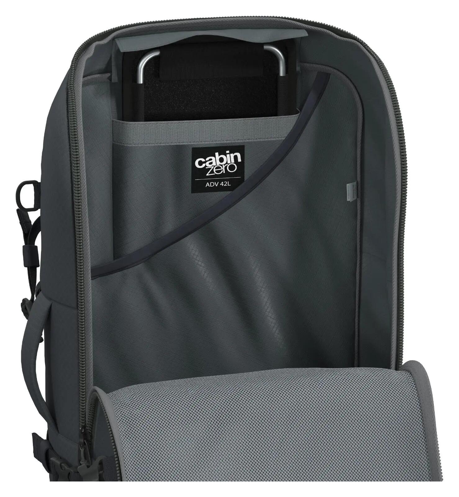 Cestovní batoh CabinZero Adventure 42 l 13/15