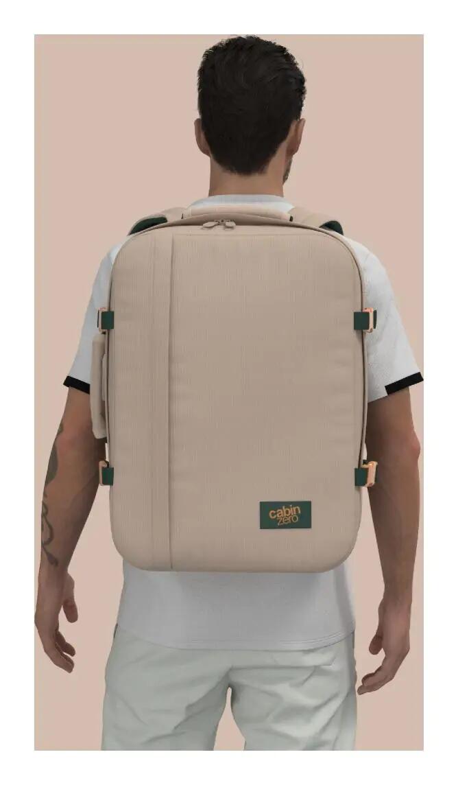 Cestovní batoh CabinZero Classic 44L 12/12