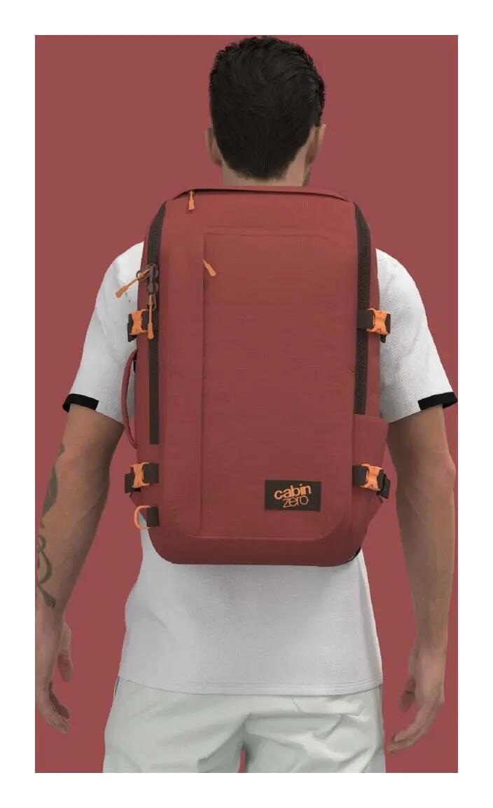 Cestovní batoh CabinZero Adventure 32 l 9/10