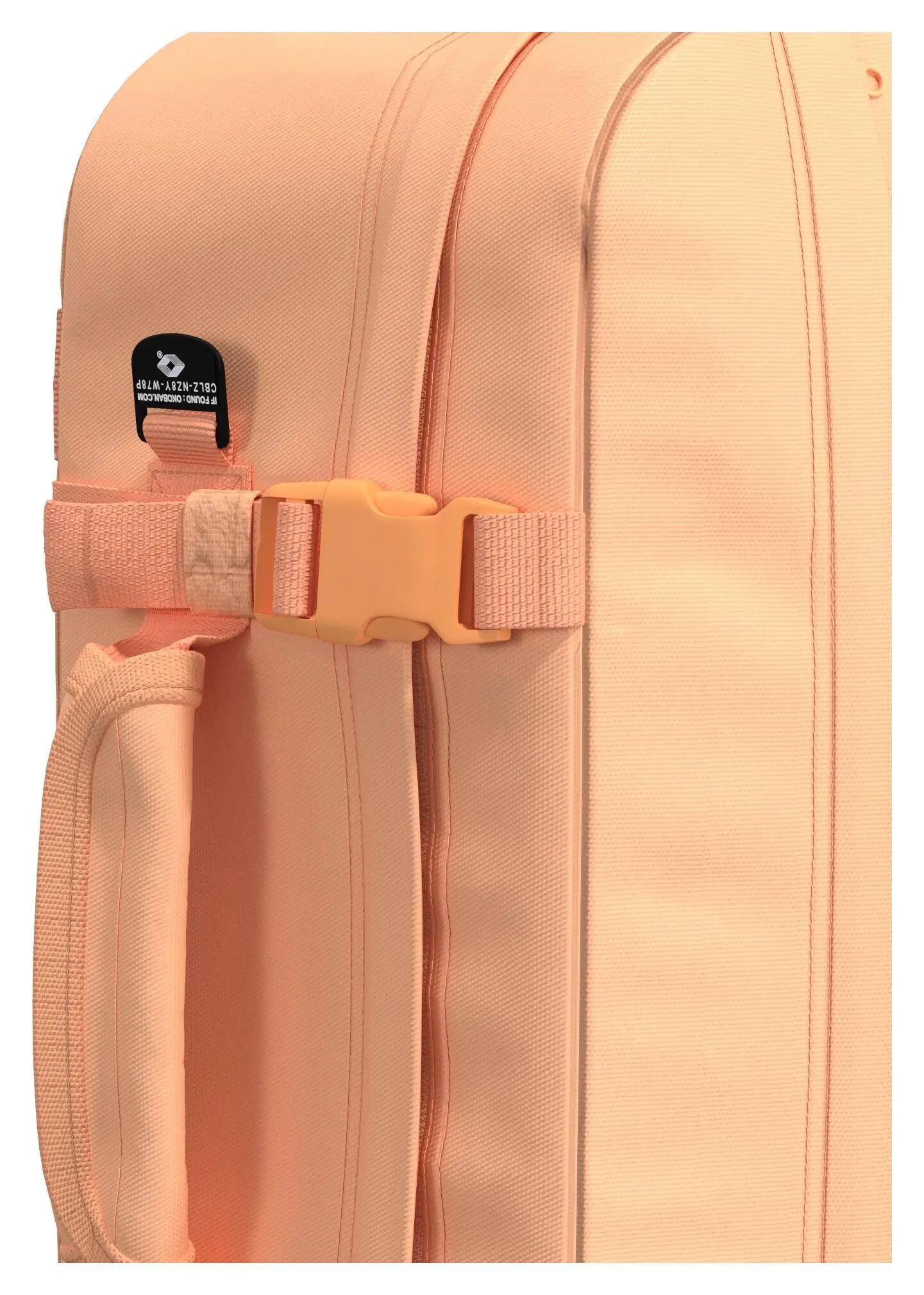Cestovní batoh CabinZero Classic 44L 12/13