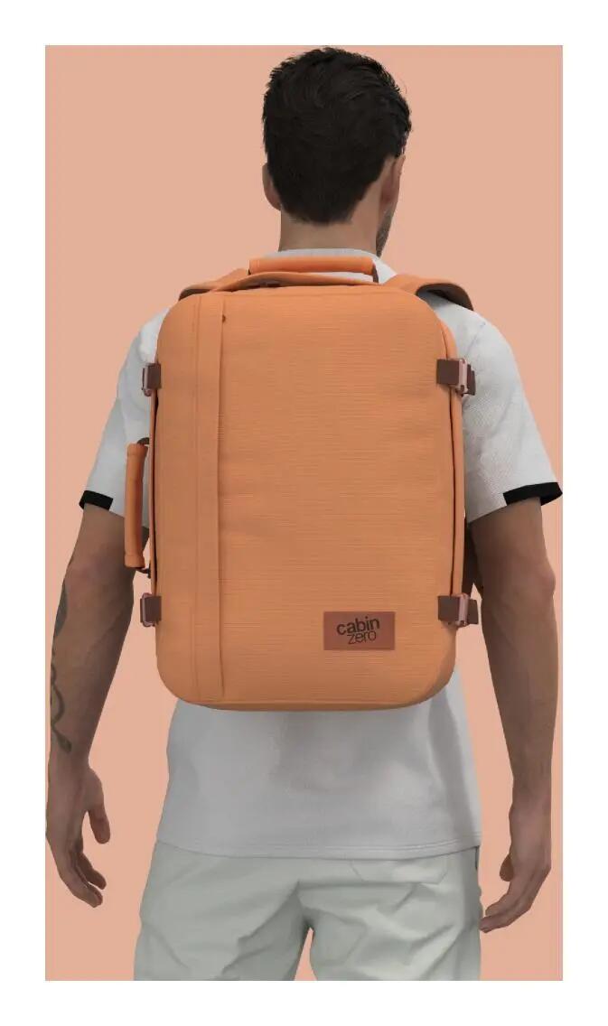 Cestovní batoh CabinZero Classic 36L 11/12