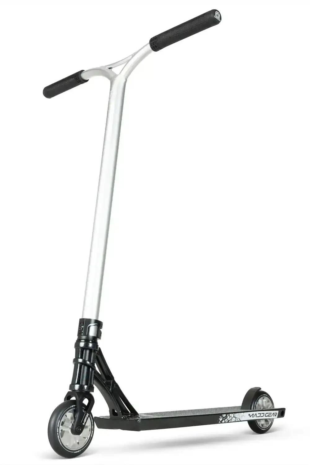 MADD GEAR PRO Patinete Negro Stunt & Urbano, Duradero para Freestyle & Movilidad 10/10