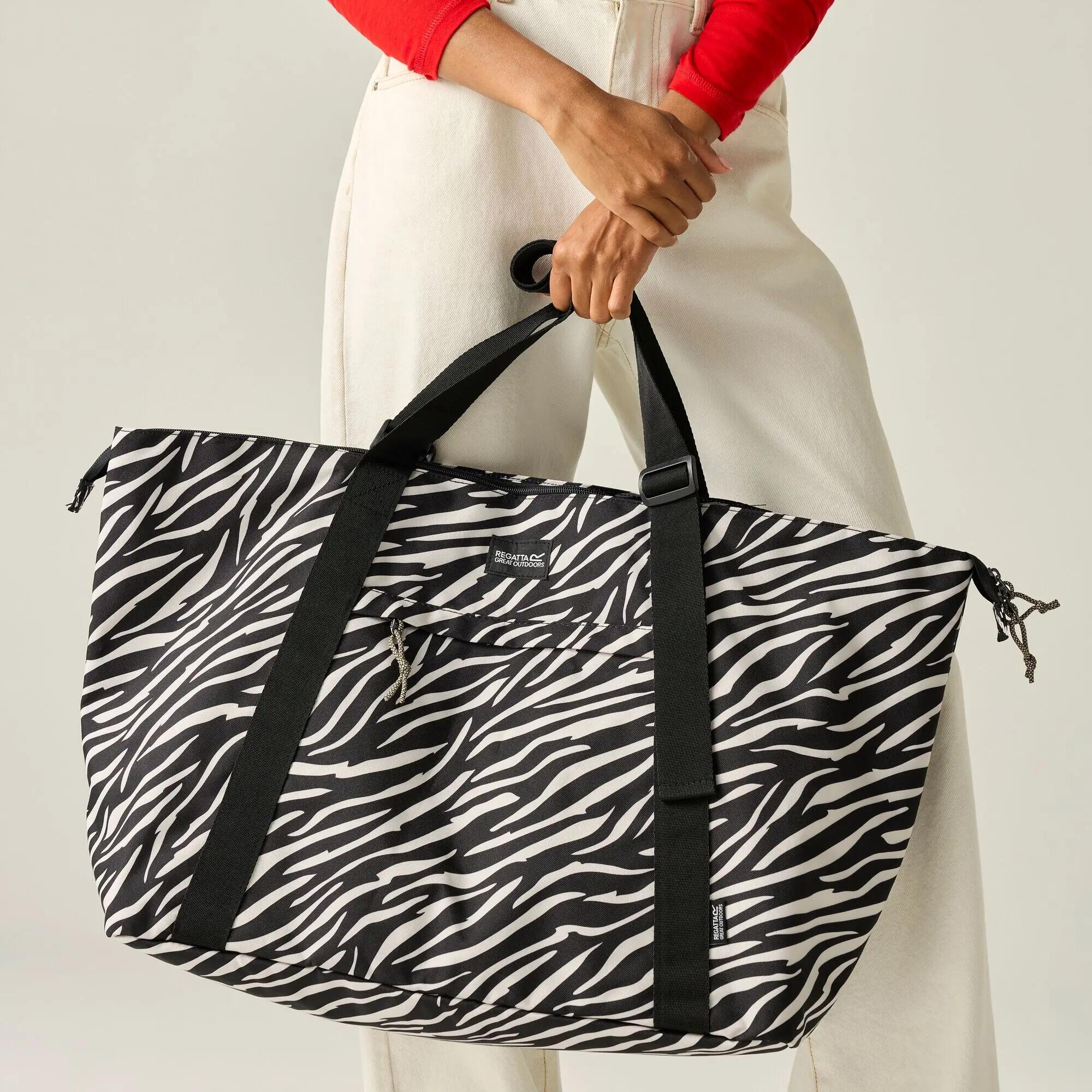 Unisex Boulder Tote 4/9