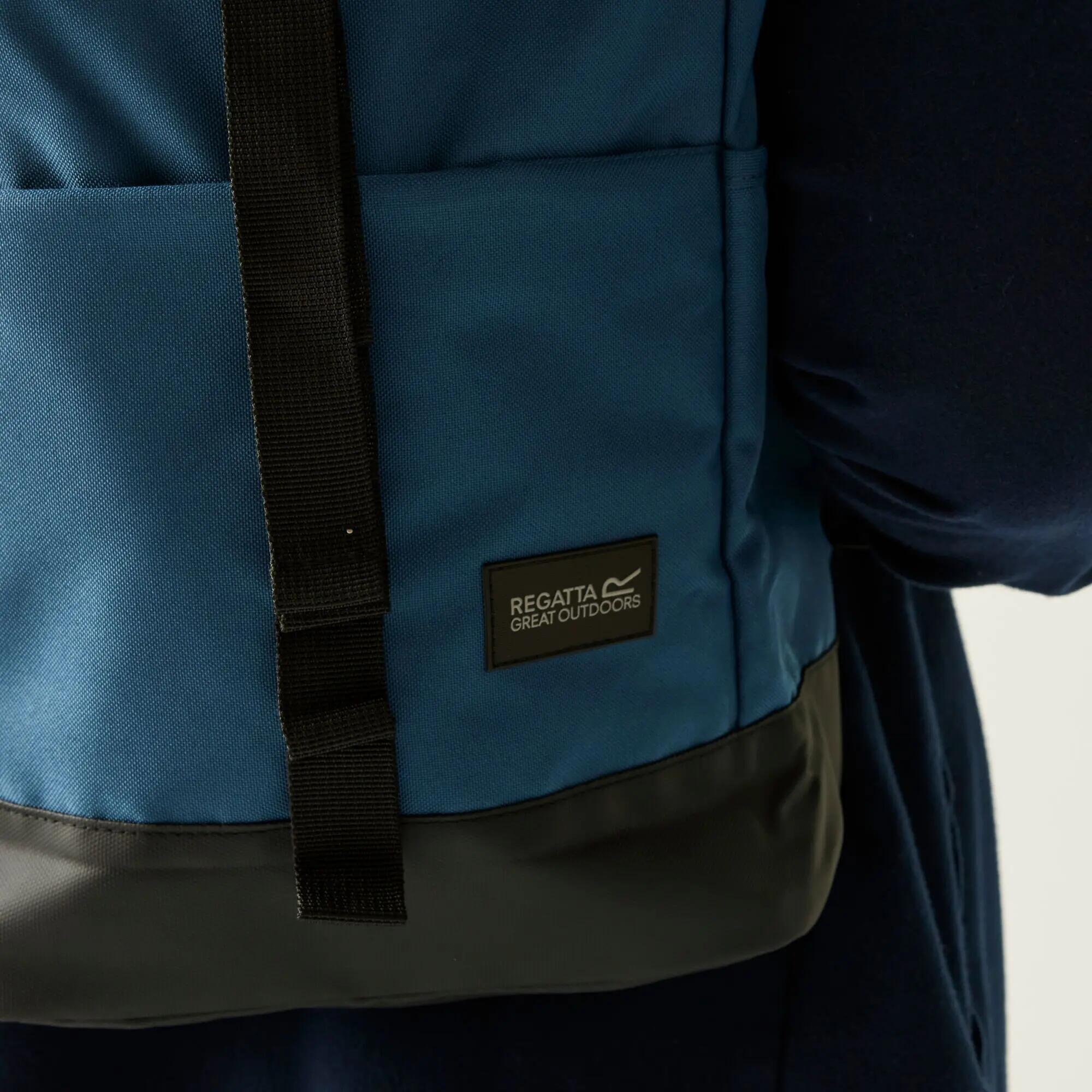 Zaino Shilton II 15L 4/11
