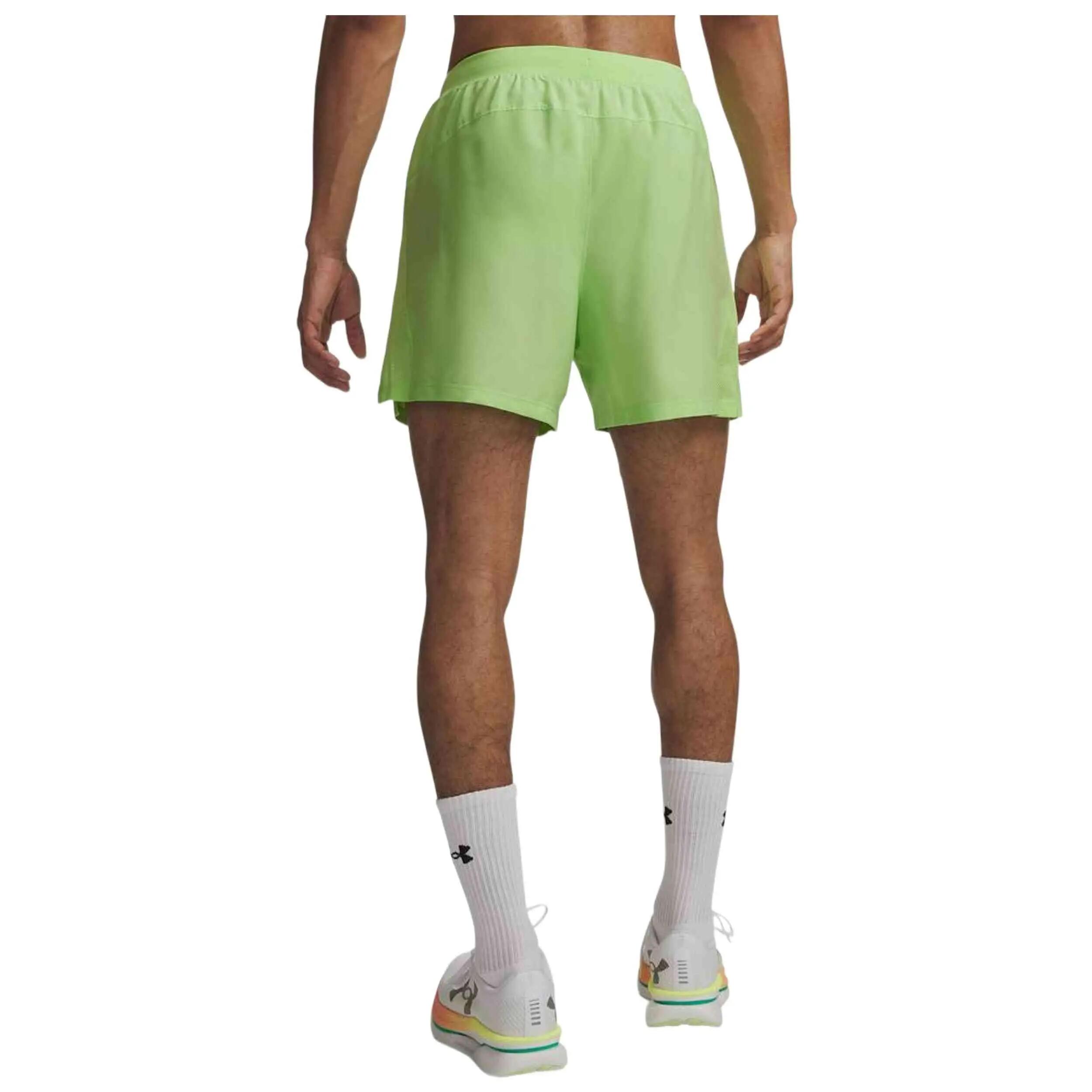 Calções Under armour modelo UA LAUNCH 5 SHORTS para homem 2/3