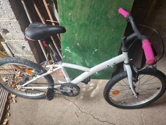 Tussen Particulieren - Kinderfiets van het merk Btwin.