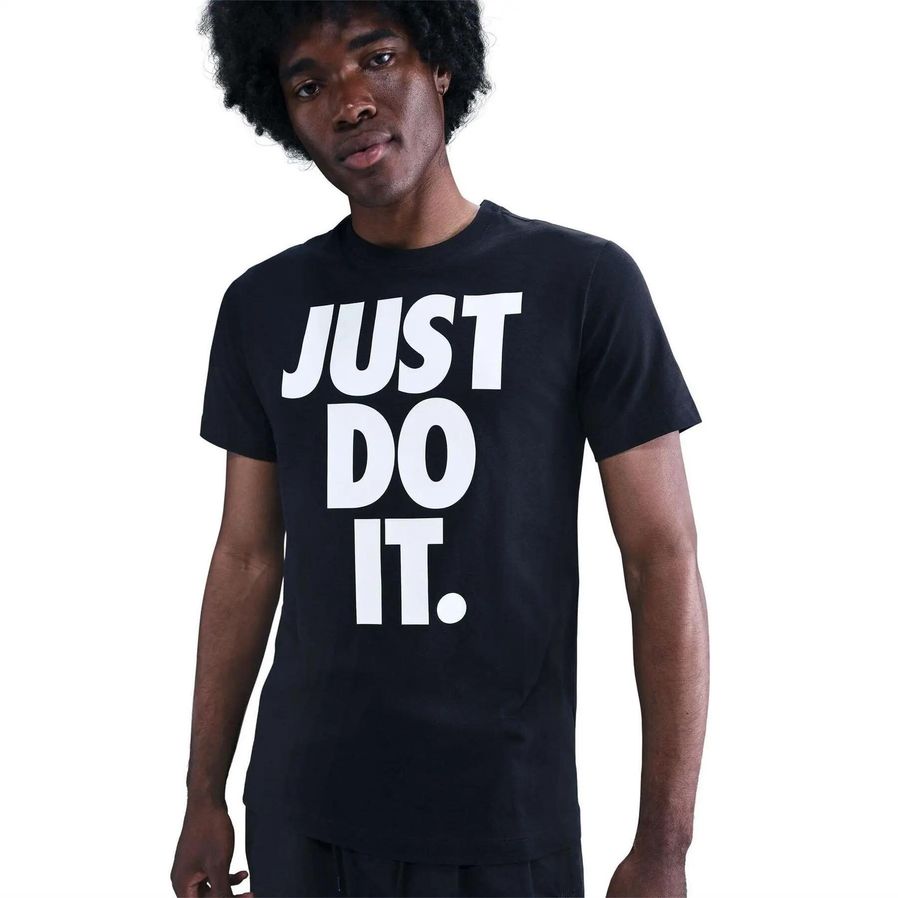 Nike Mens Sportswear Club Icon Cotton Lightweight T-Shirt