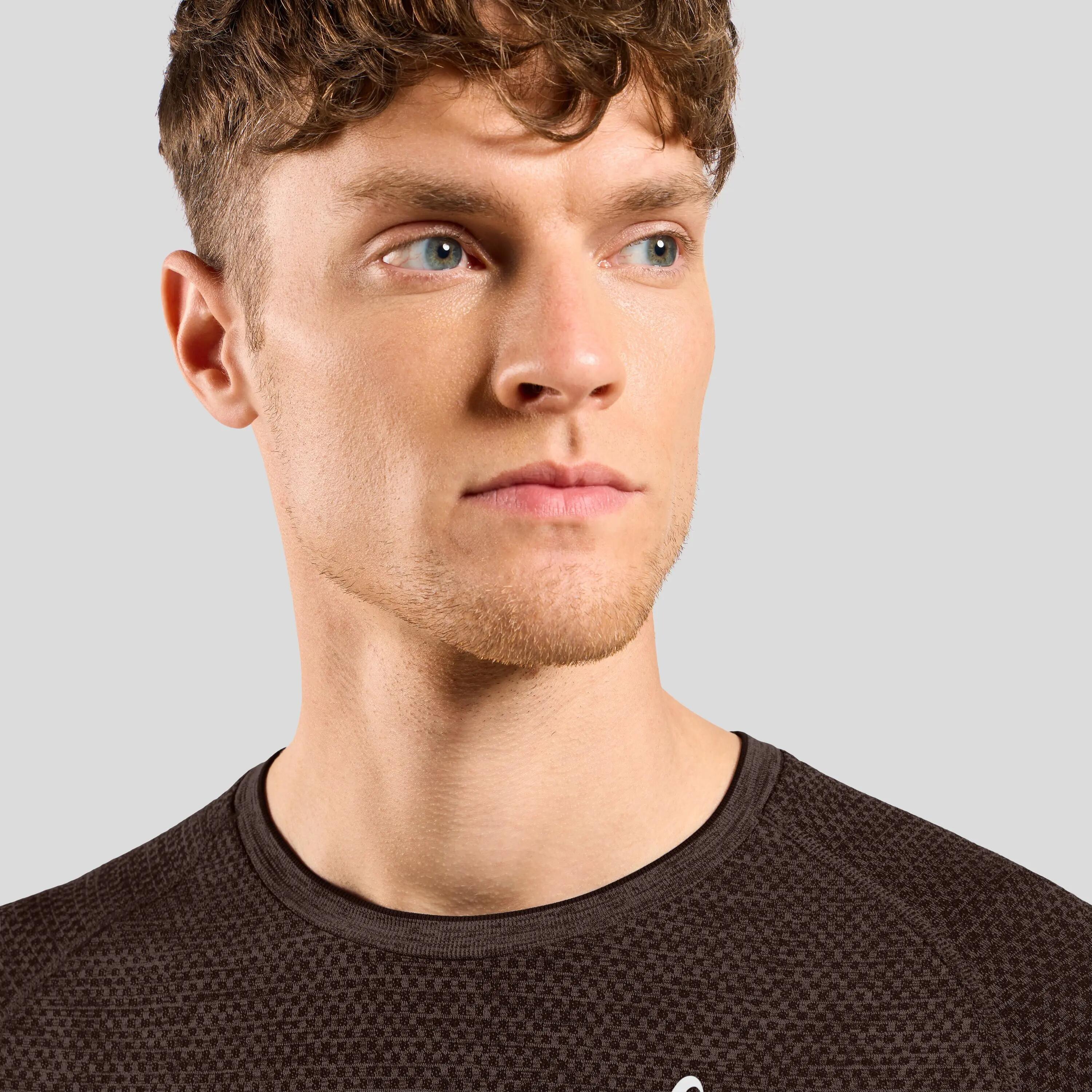 T-Shirt Essential Seamless 3/7