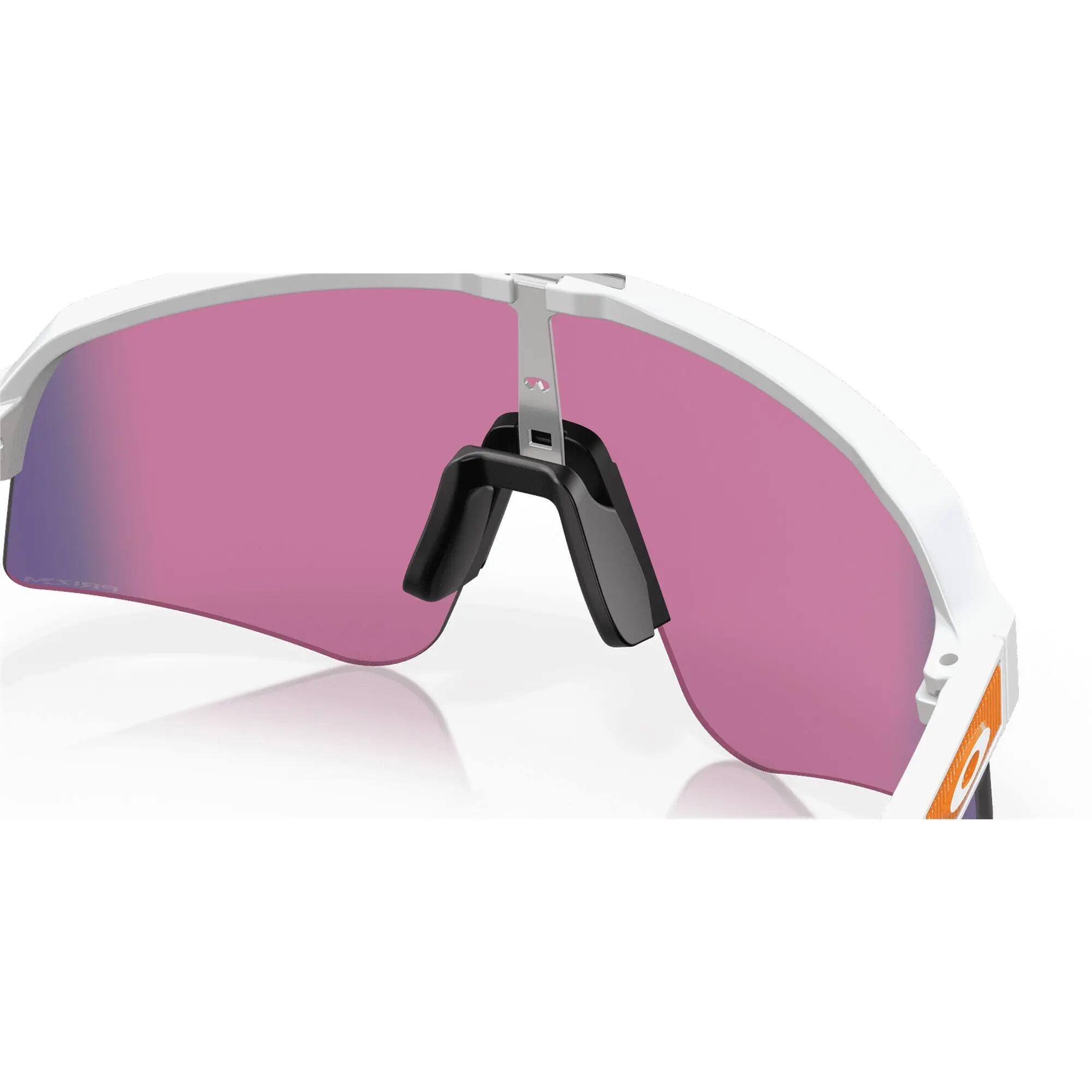 Oakley Lunettes de soleil Sutro Lite Sweep blanches pour hommes 7/9