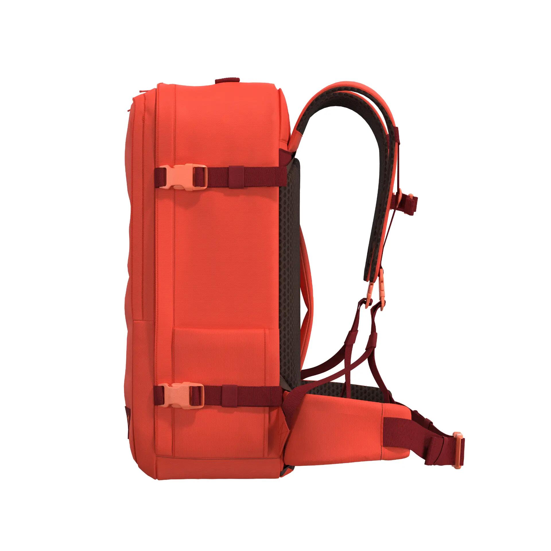 Cestovní batoh CabinZero Classic Pro 42L 3/15