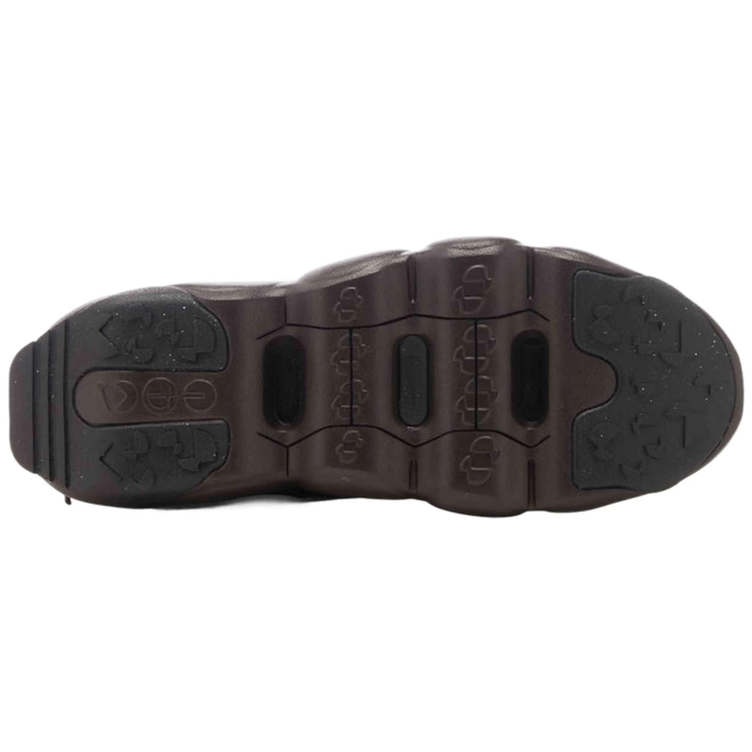 Sapatilhas Nike modelo FD2149-001 para mulheres 4/5
