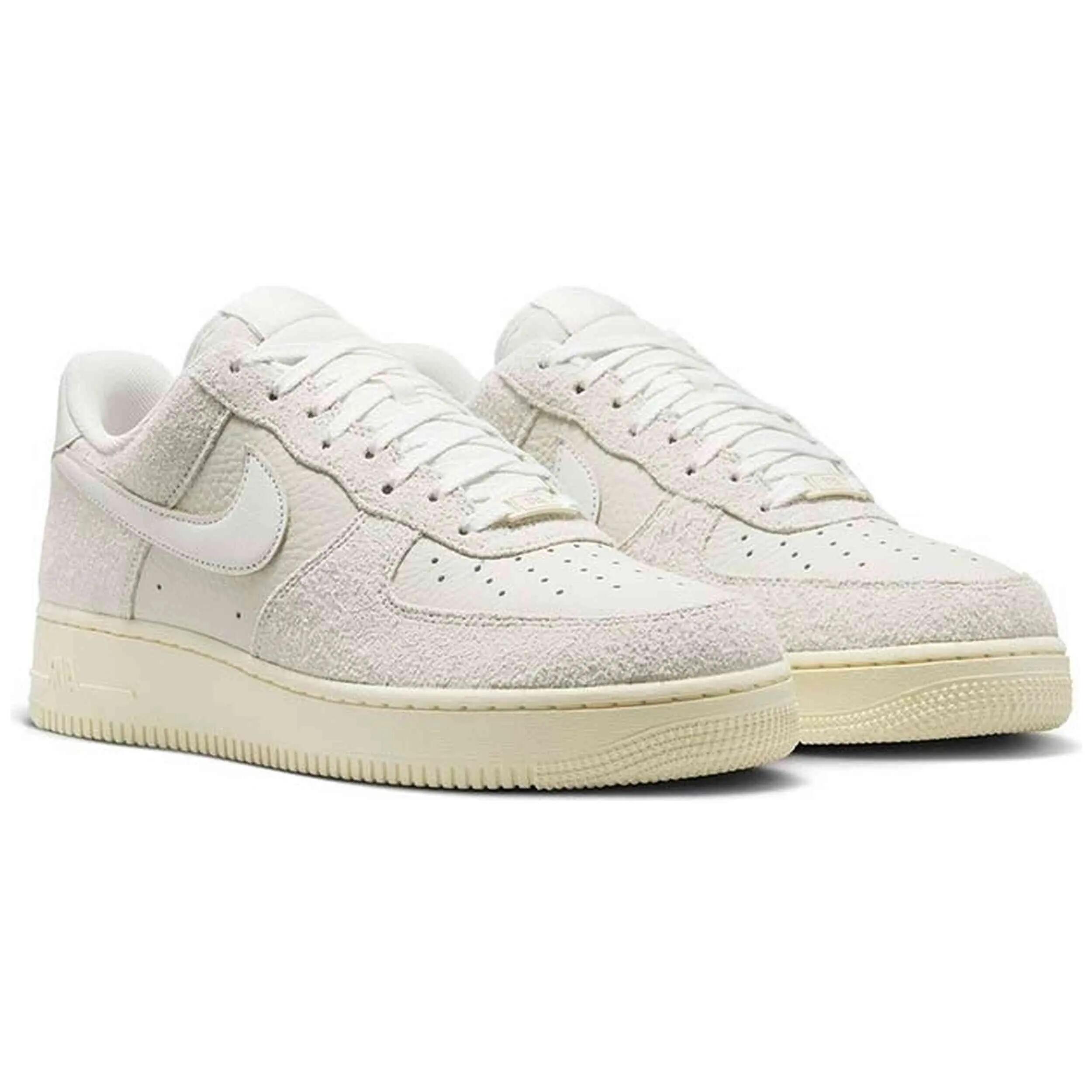 Nike Air Force 1 '07 LX Phantom Summit White Light Bone 3/5
