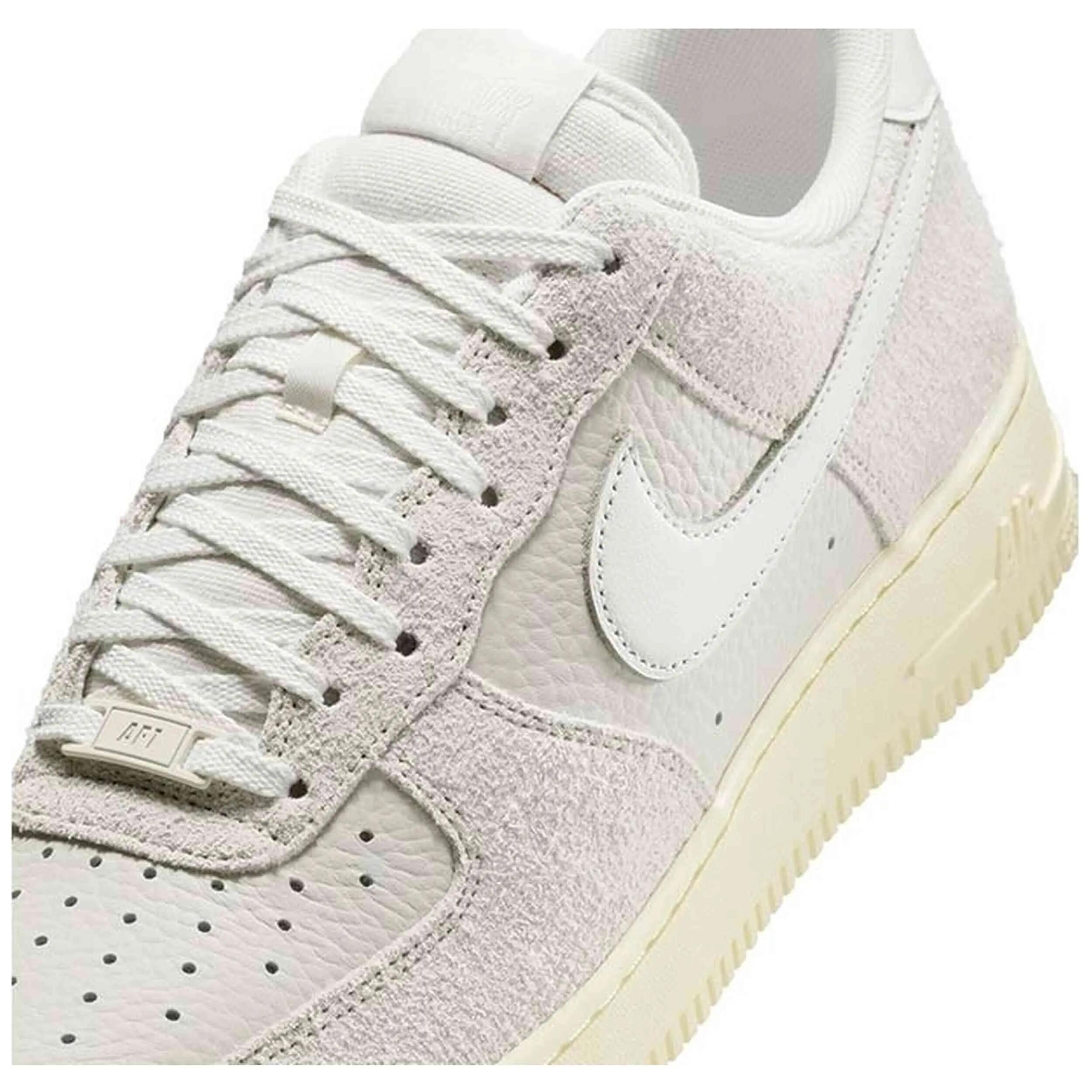 Nike Air Force 1 '07 LX Phantom Summit White Light Bone 2/5