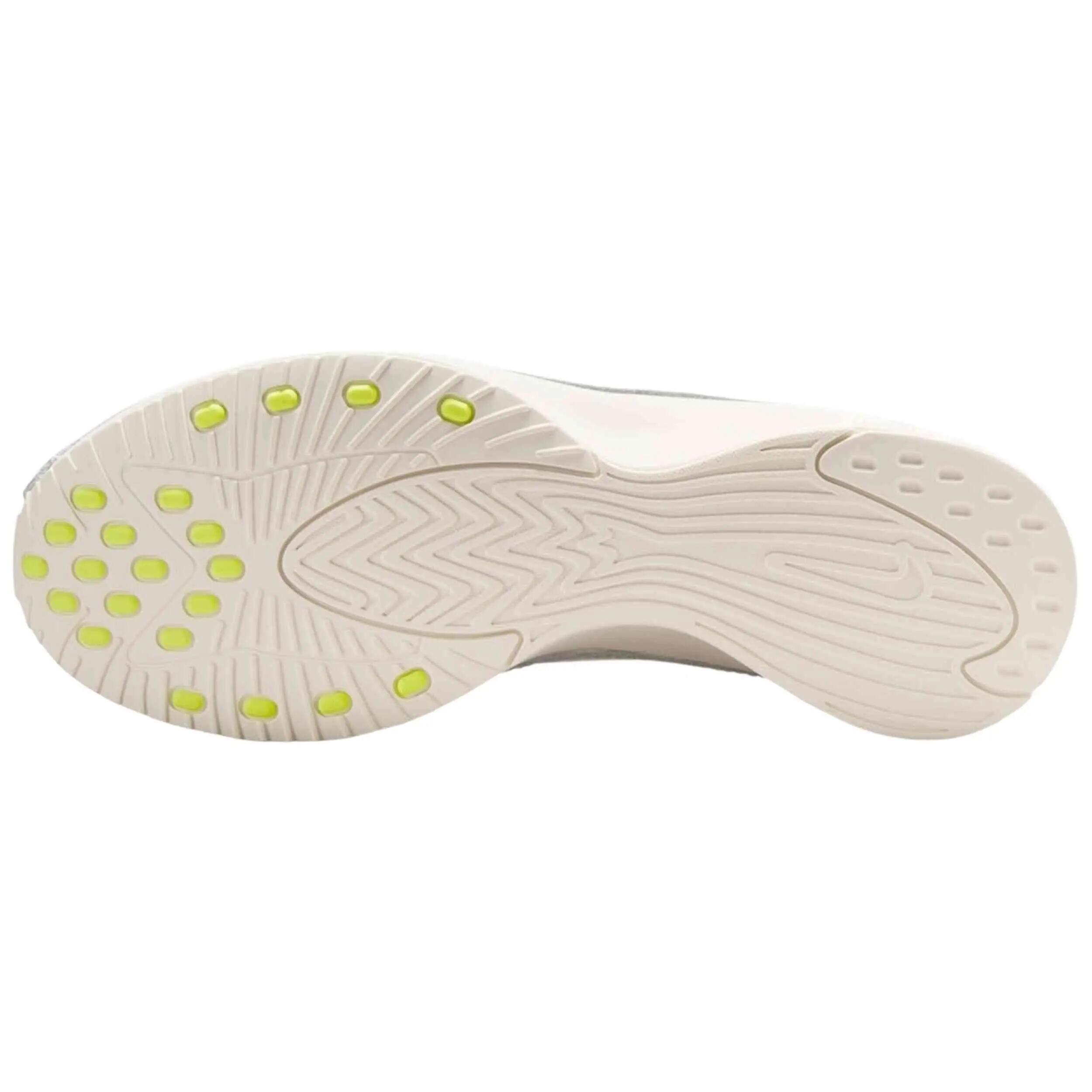 Sapatilhas Nike modelo IB5824-100 para mulheres 4/5