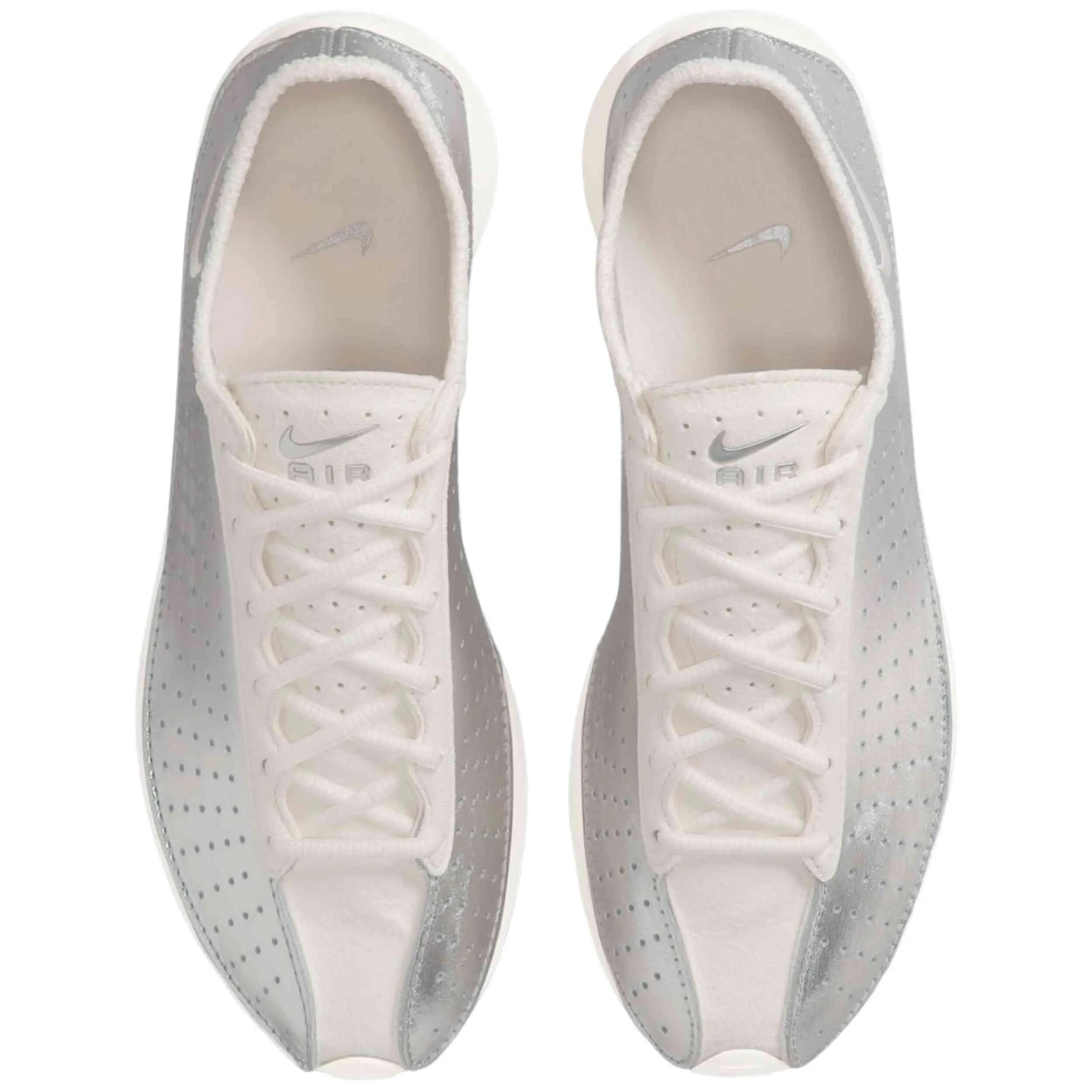 Sapatilhas Nike modelo IB5824-100 para mulheres 3/5