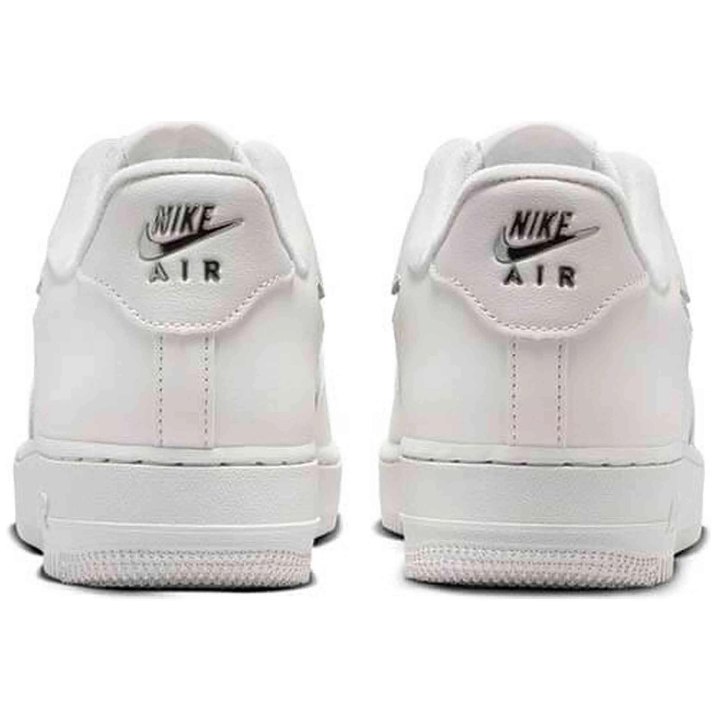 Baskets Nike modèle Nike Air Force 1 '07 "Phantom" pour femmes 4/5