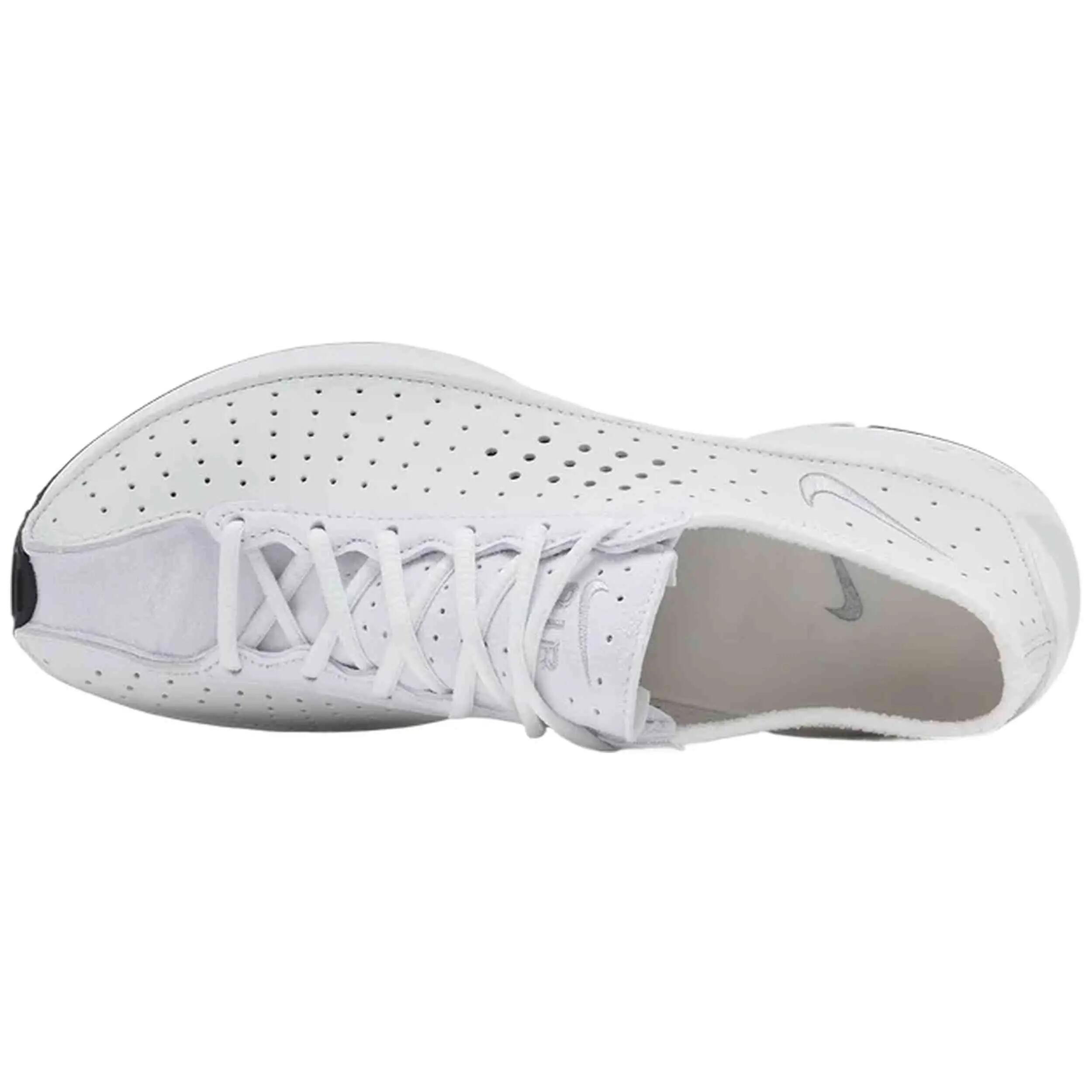 Sapatilhas Nike modelo HJ8082-100 para mulheres 4/5