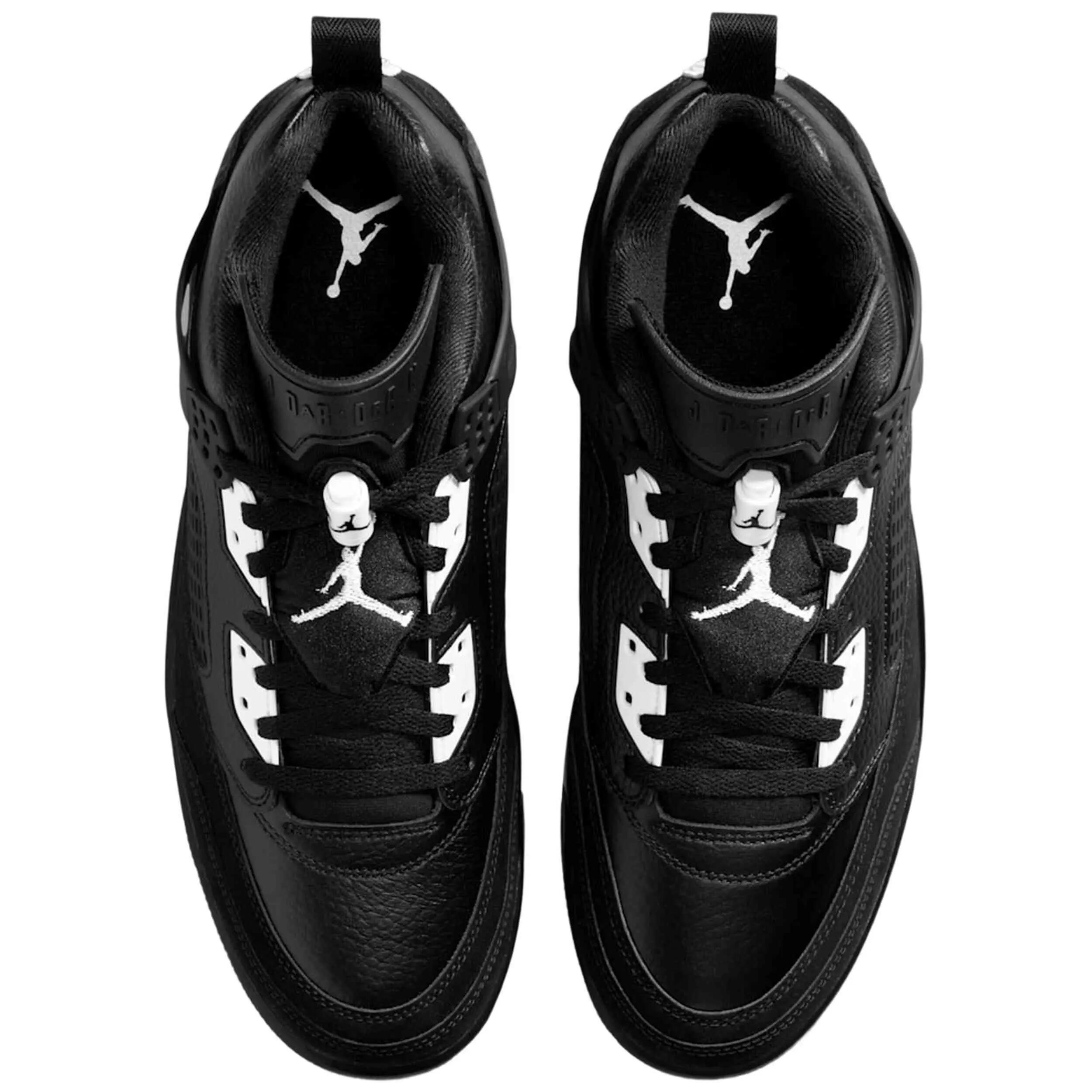 Sapatilhas Jordan modelo FQ1759-010 para mulheres 4/5