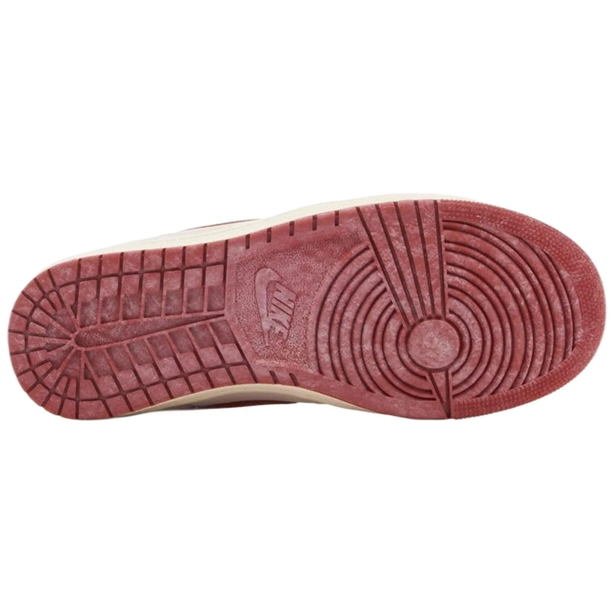 Sapatilhas Jordan modelo DZ3497-106 para mulheres 4/5