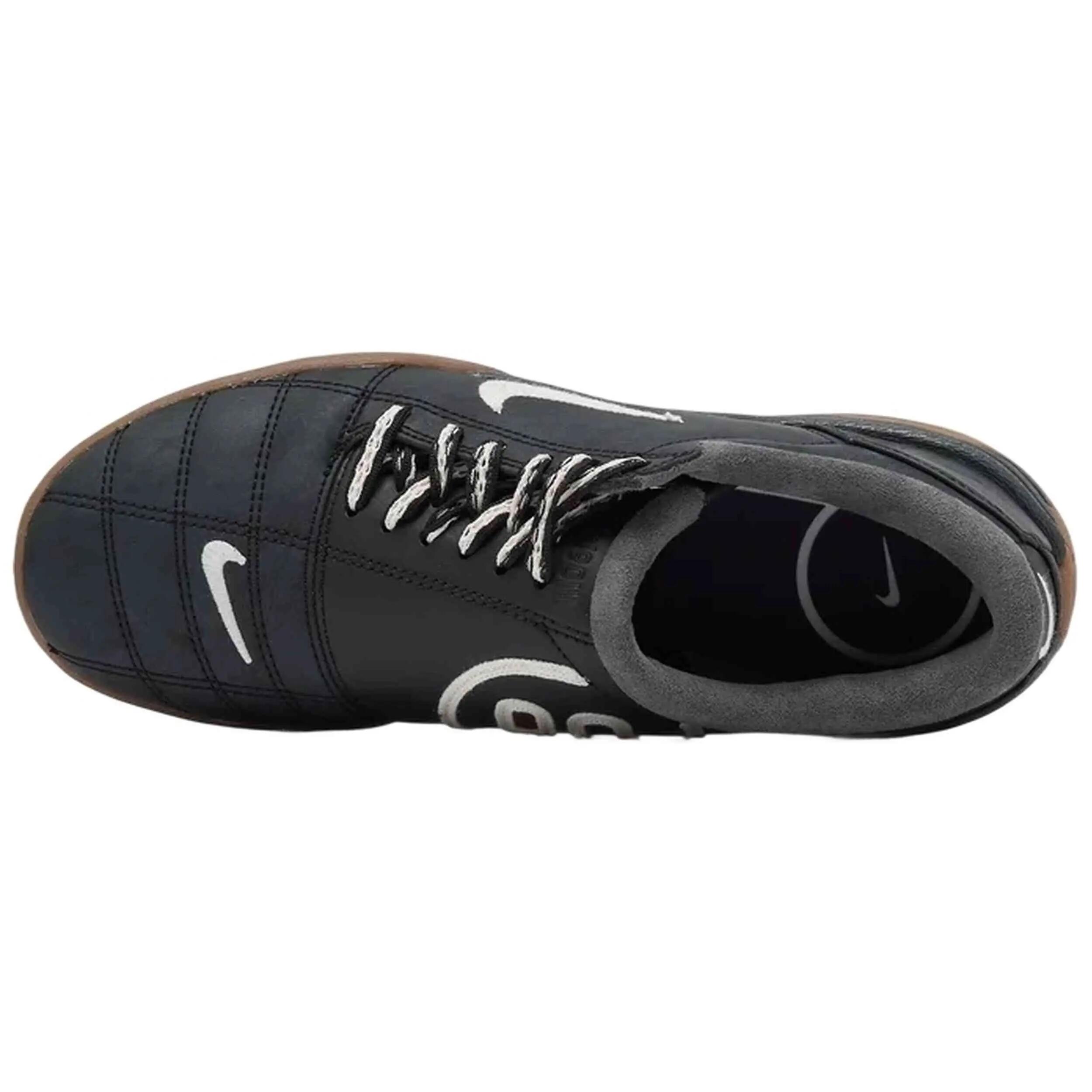 Sapatilhas Nike modelo IH2314-002 para mulheres 4/5