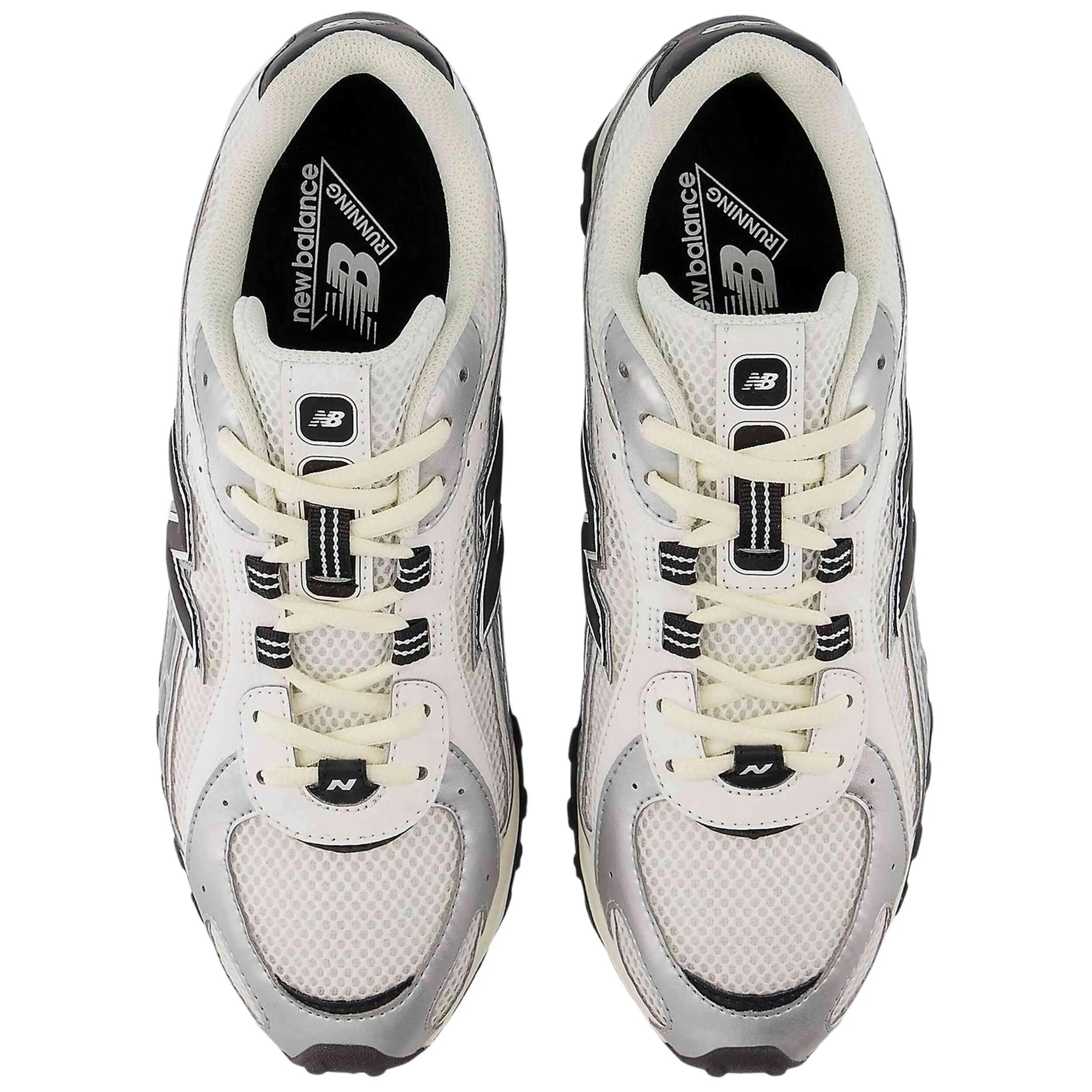 New Balance 204L Silver Metallic Black 3/5