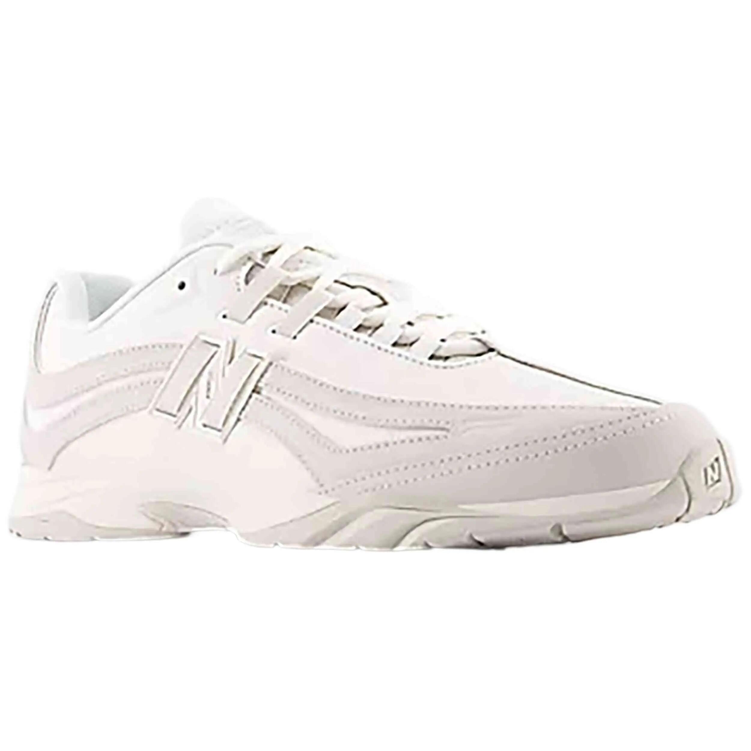 Schoen New balance model URC569DQ voor unisex 3/4
