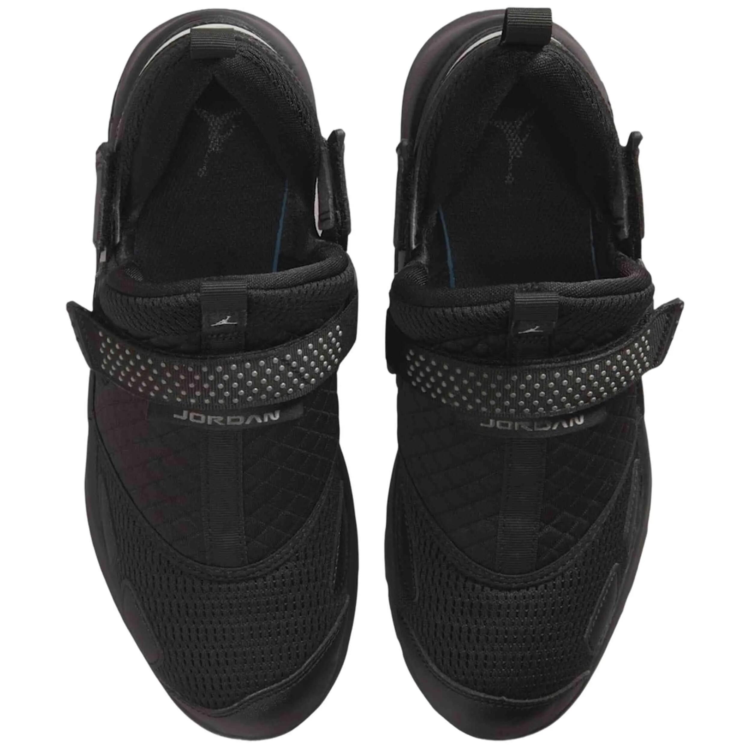 Zapatillas Jordan modelo HQ2164-001 para mujer 3/5
