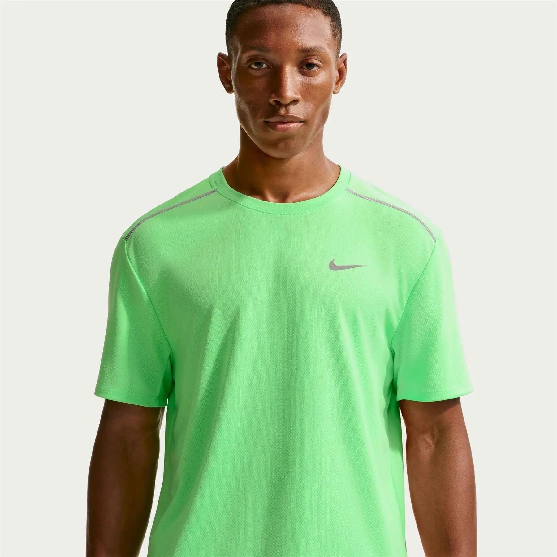Nike Mens Miler Swoosh Reflective Detail T-Shirt